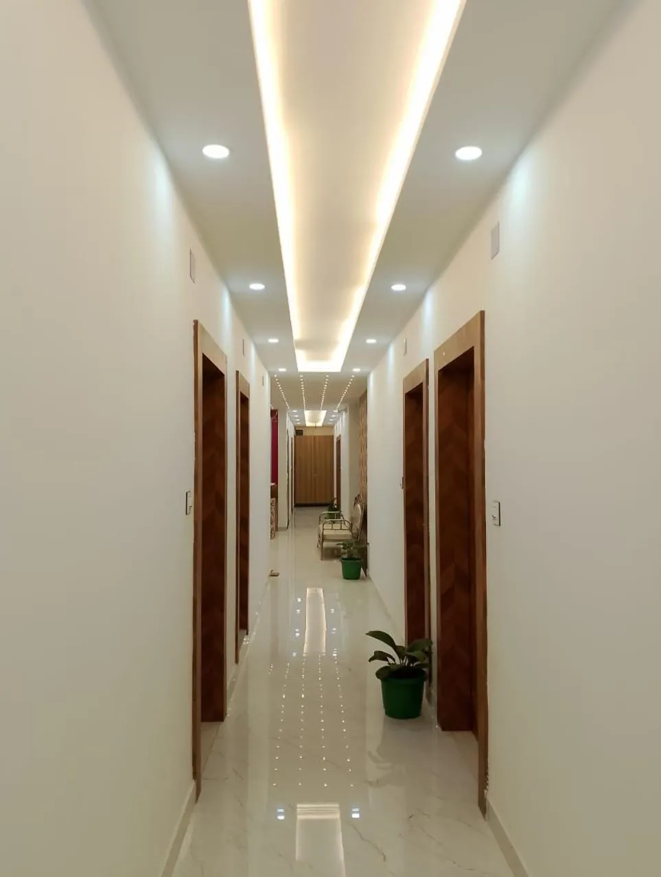 Hotel Shanti International