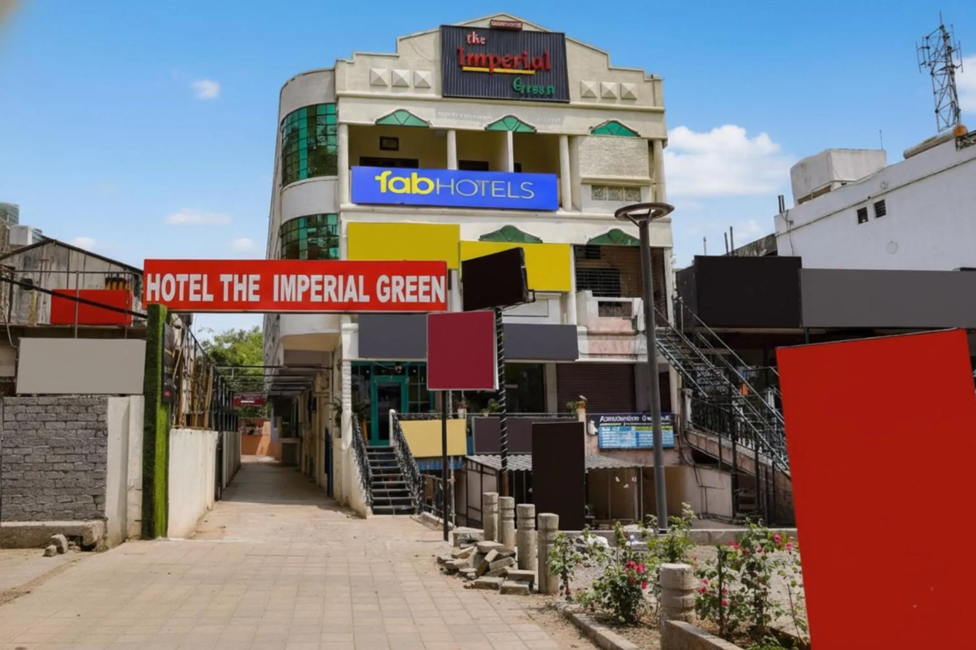 Property building in Via The Imperial Green