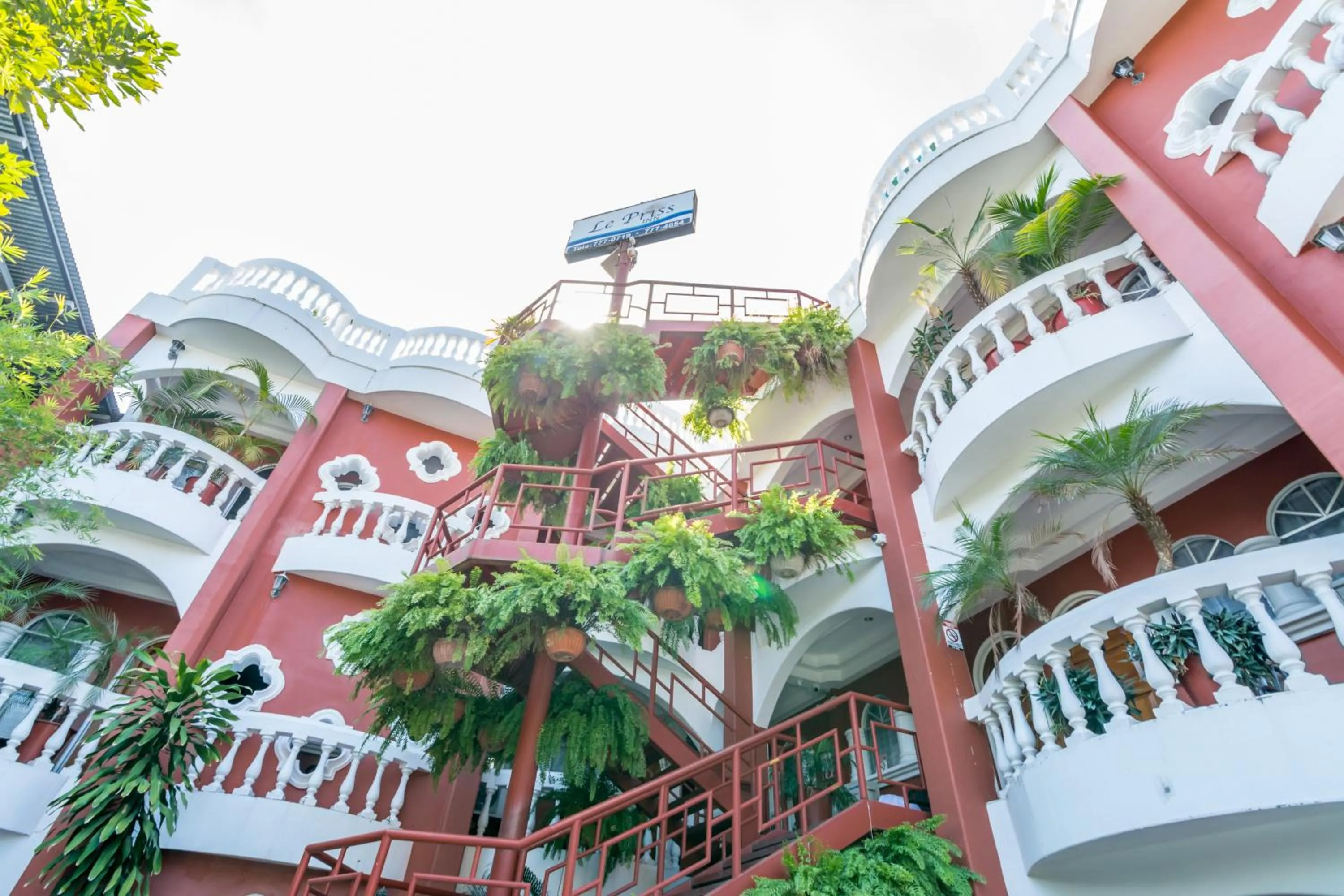 Property building in Hotel Le Priss