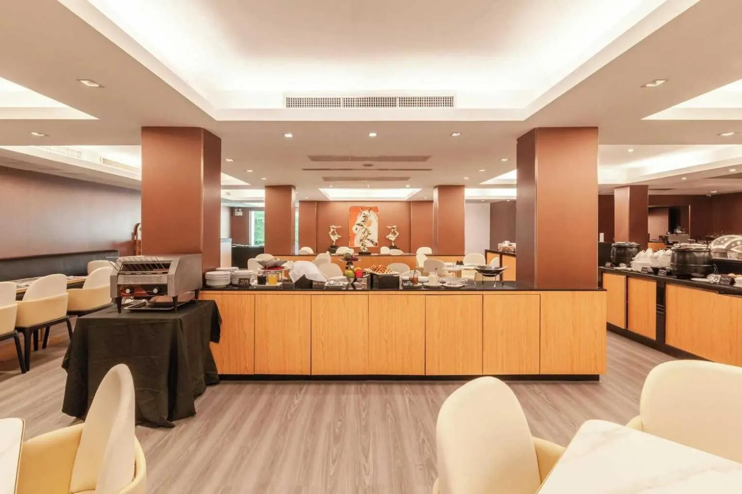 Restaurant/places to eat in Palette Hi Hotel Bangkok