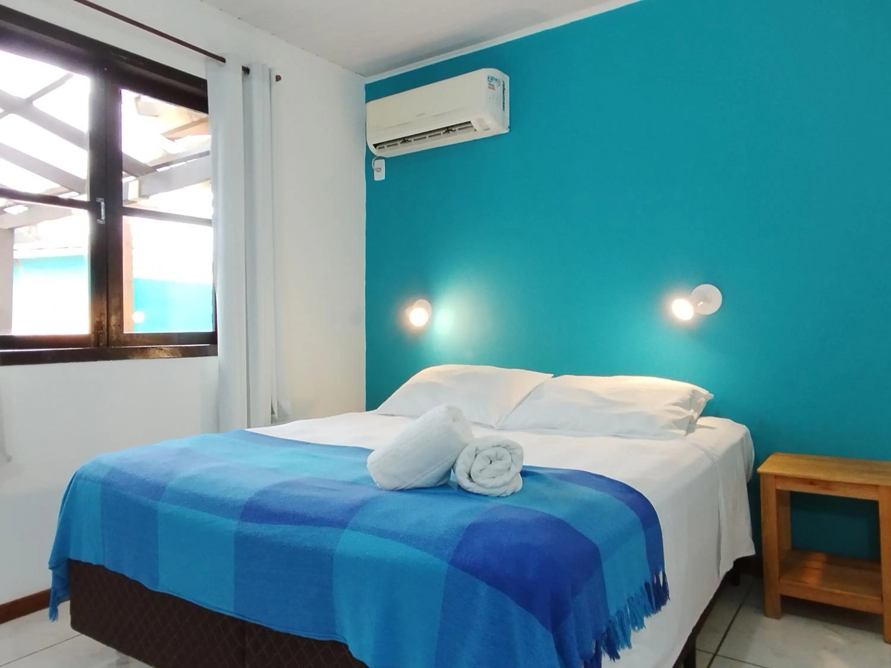 Bed in Residencial Vila do Sol, Apartamentos com pé na areia