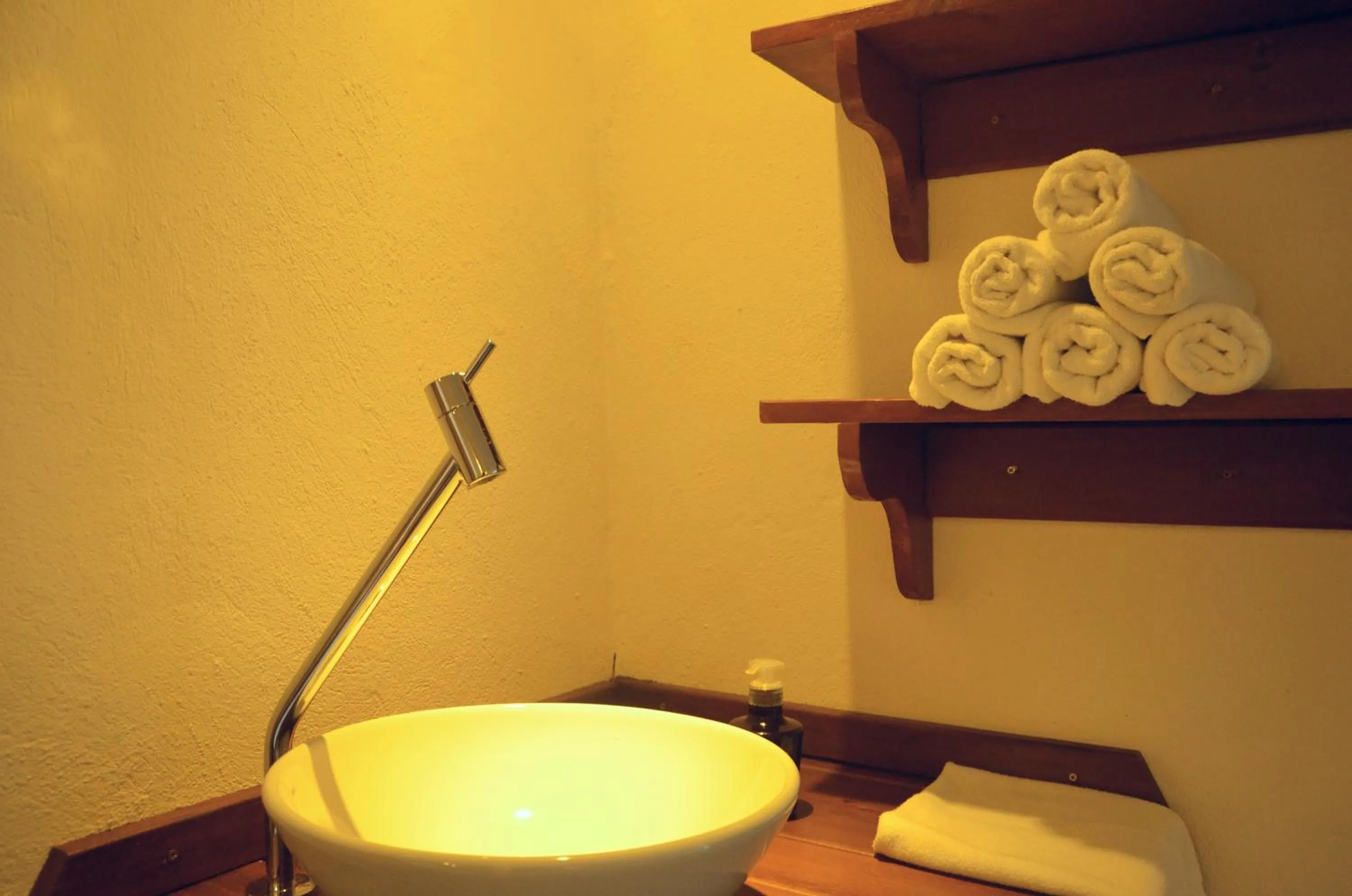 Spa and wellness centre/facilities in Residencial Vila do Sol, Apartamentos com pé na areia