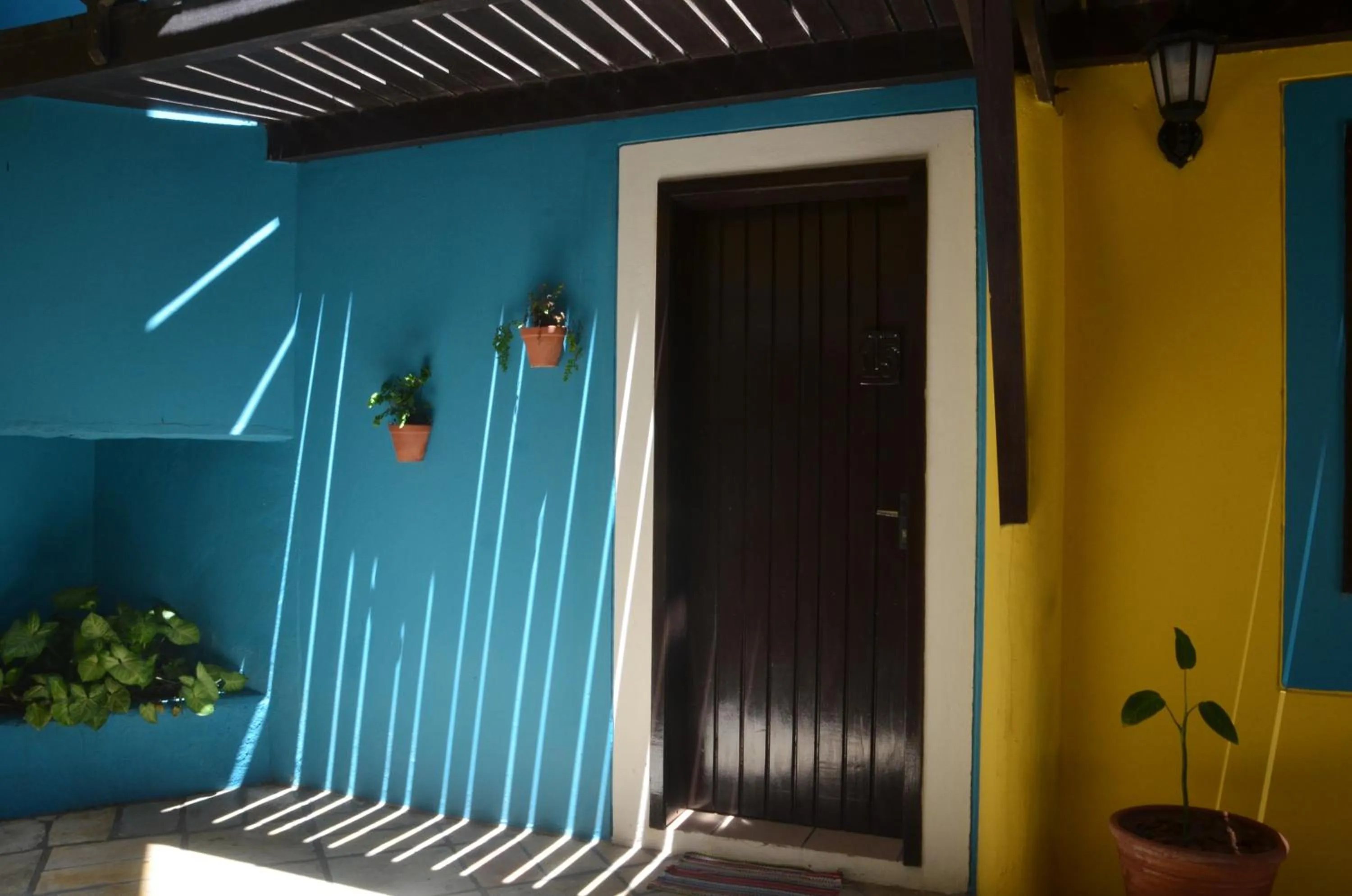 Property building in Residencial Vila do Sol, Apartamentos com pé na areia