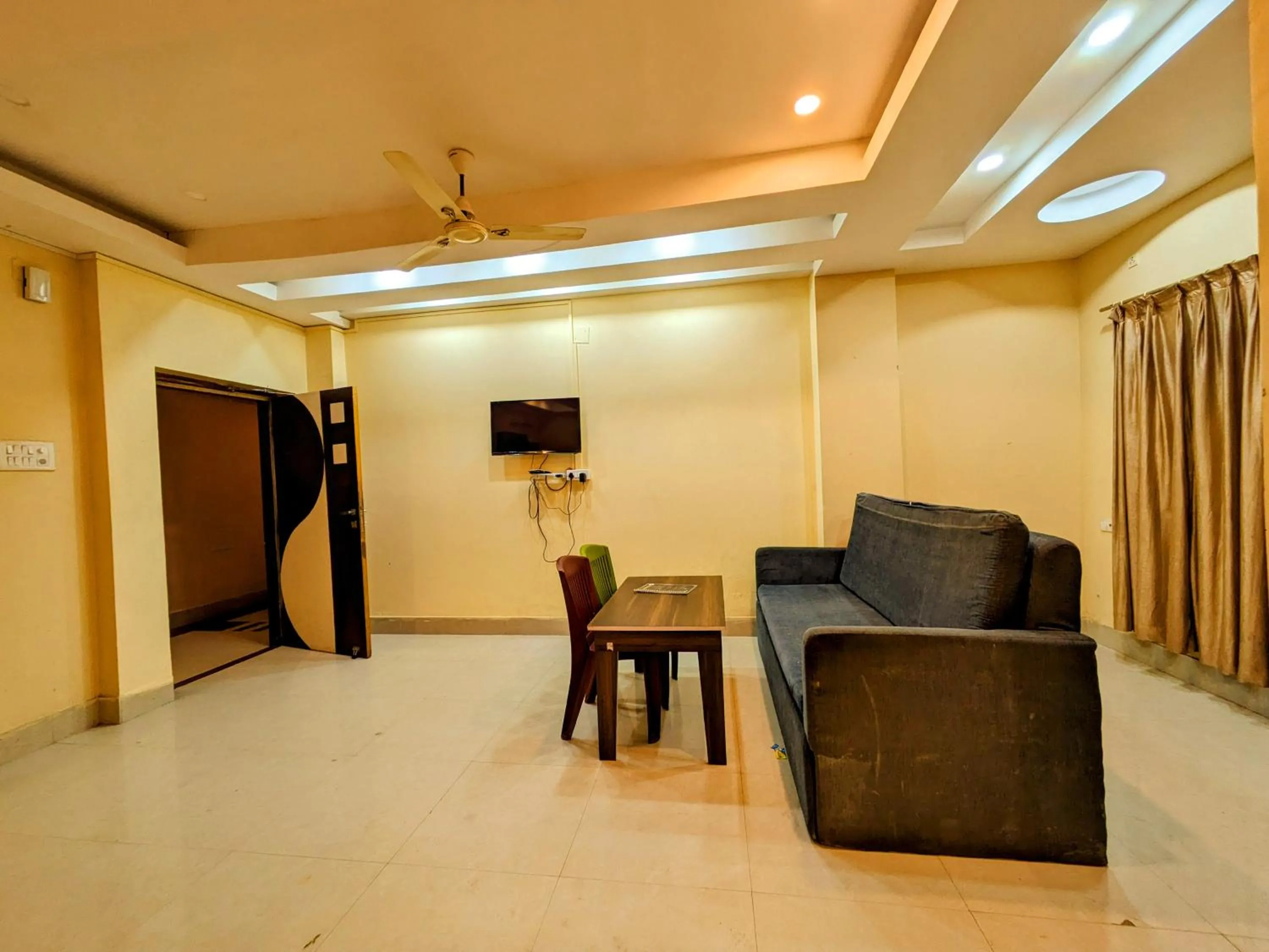 TV and multimedia in HOTEL SUN CITY