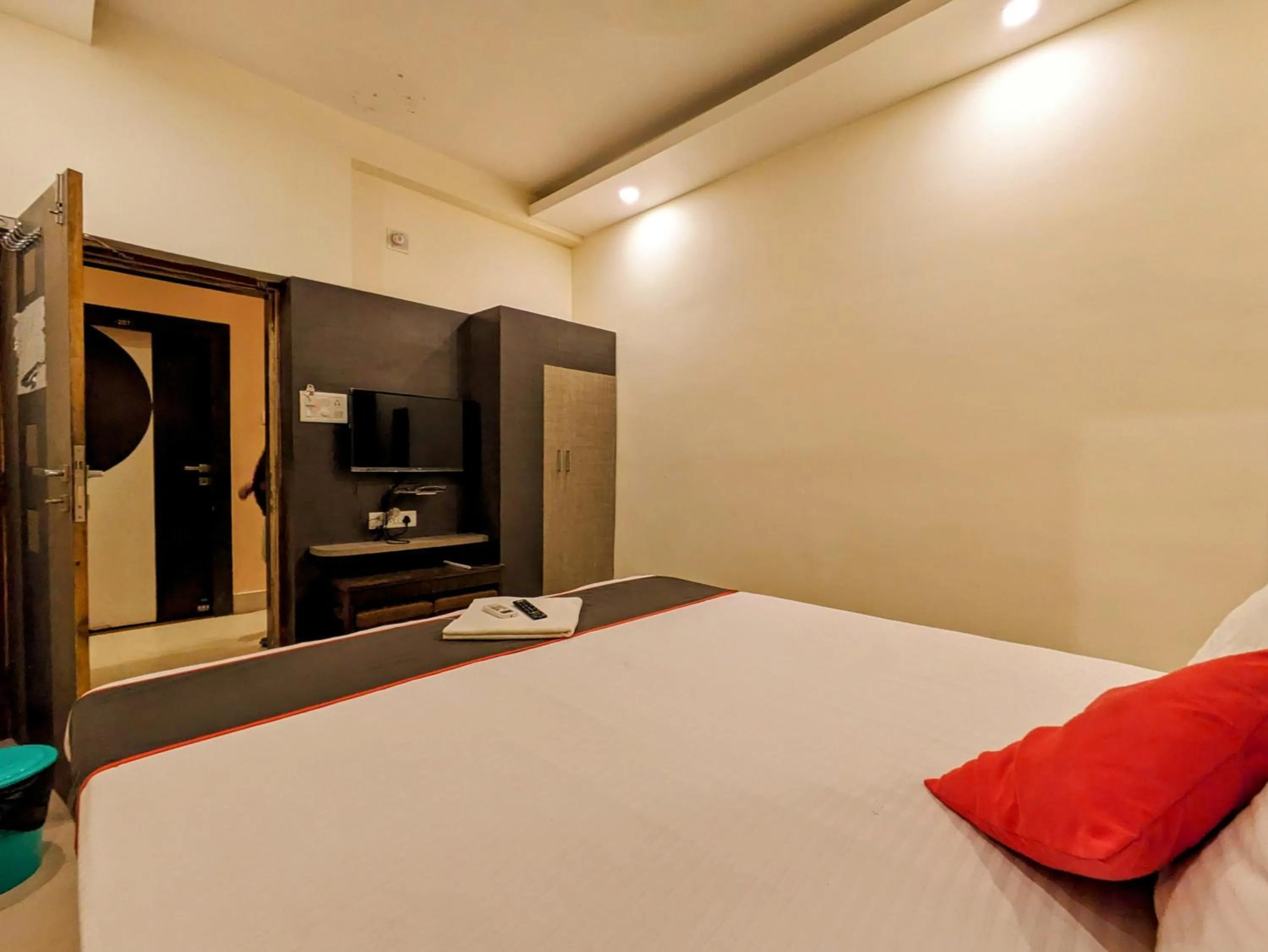 Bed in HOTEL SUN CITY