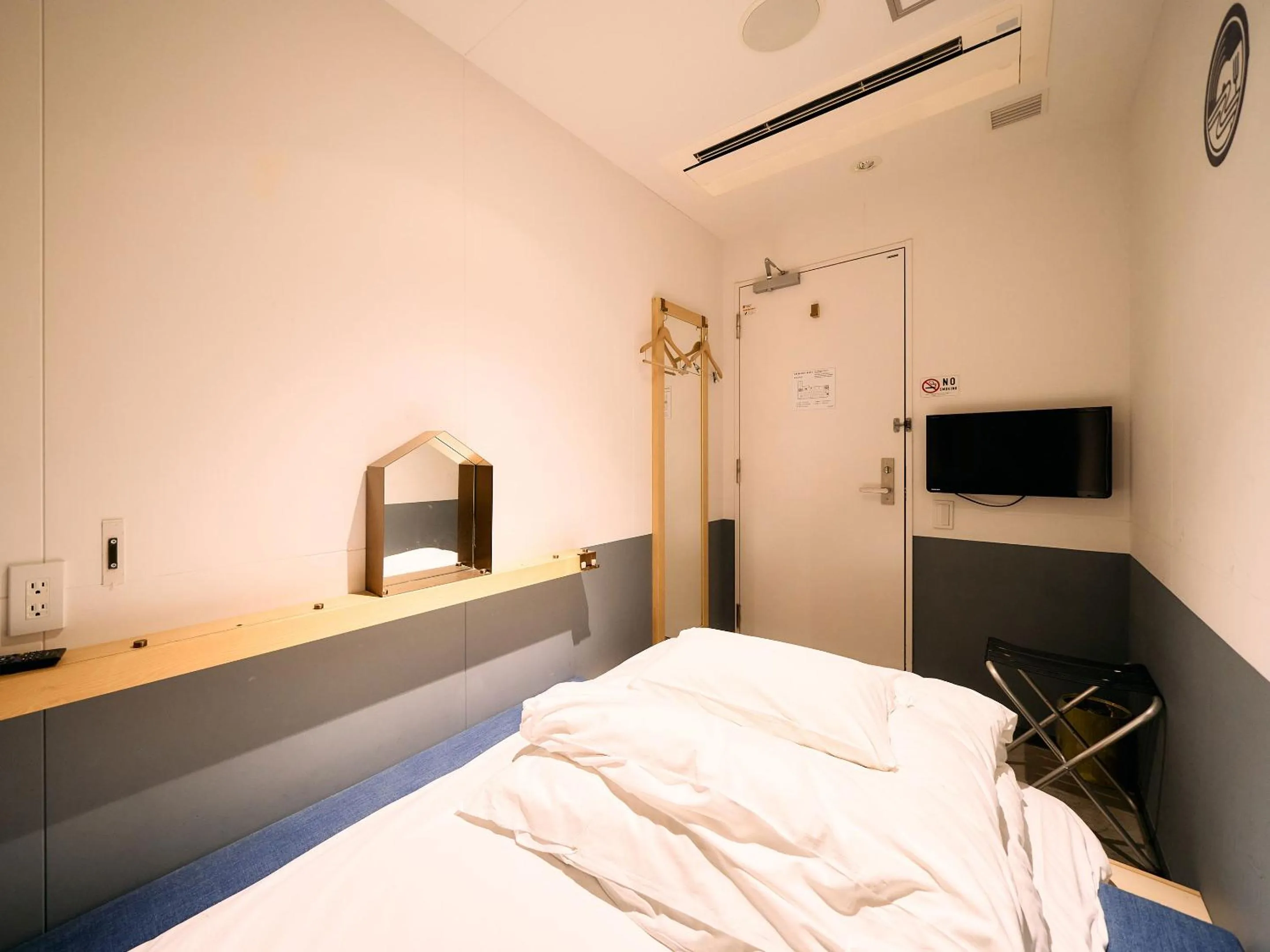 Photo of the whole room, Bed in Hotel Plus Hostel TOKYO KAWASAKI