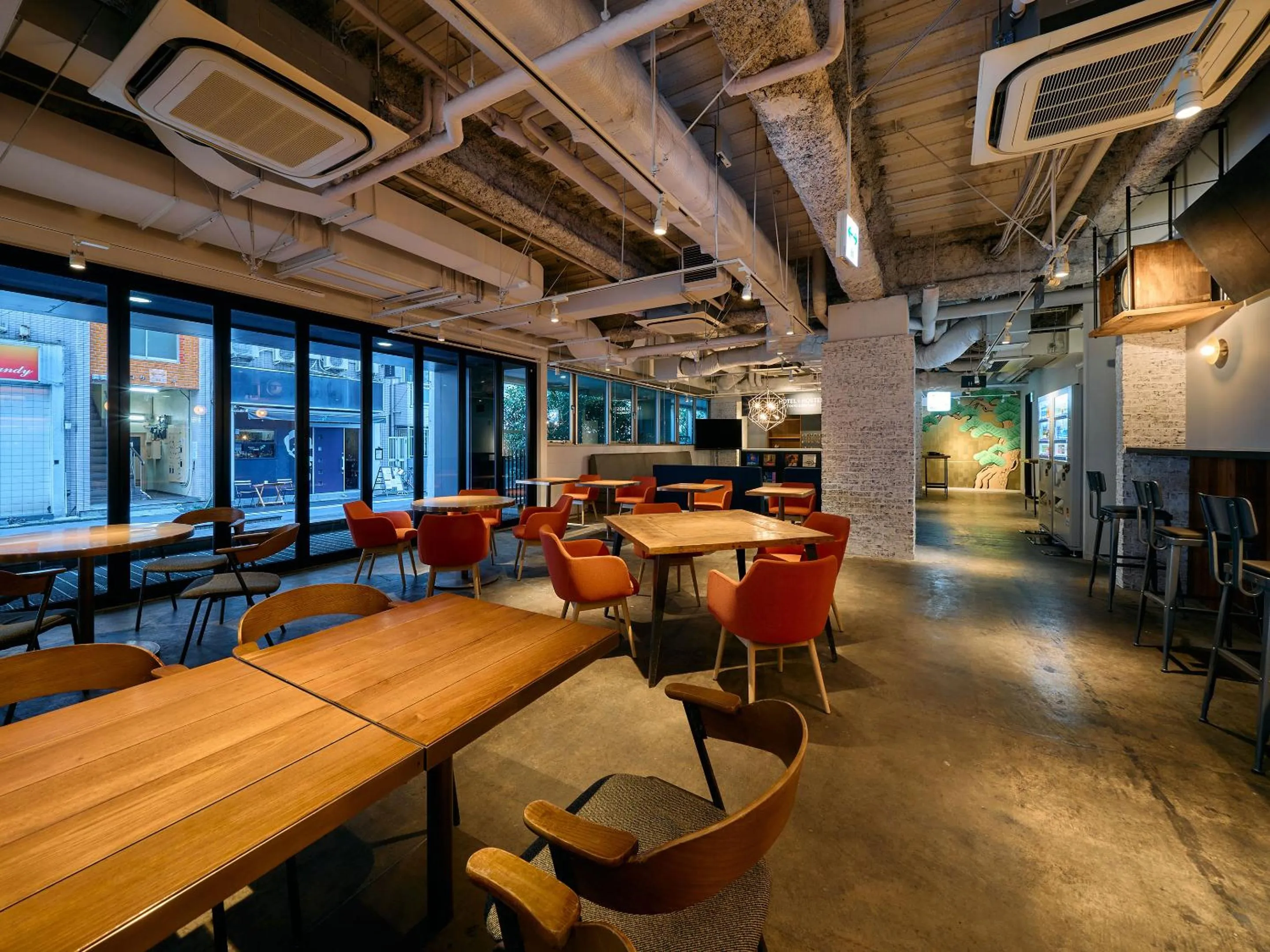 Lounge or bar in Hotel Plus Hostel TOKYO KAWASAKI