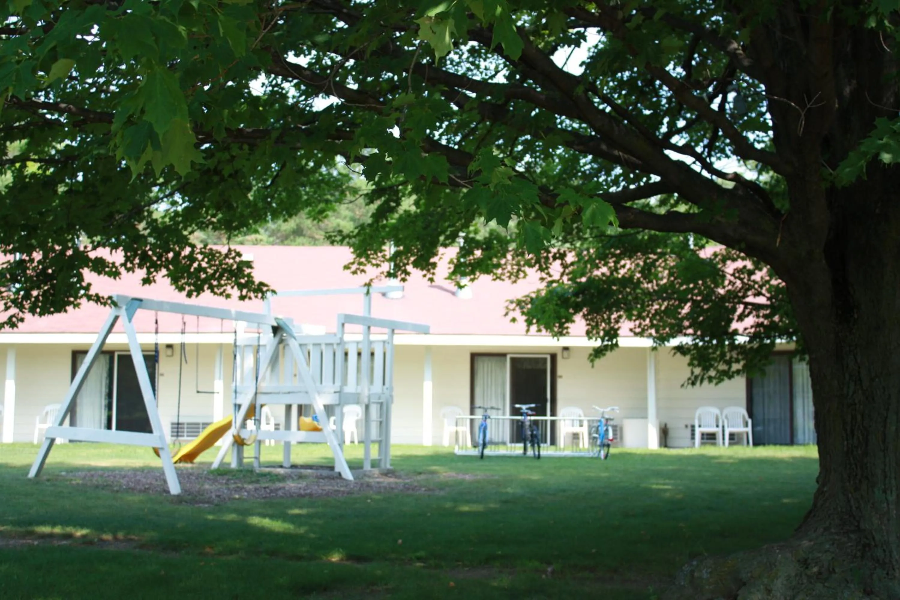 BBQ facilities in Parkwood Lodge