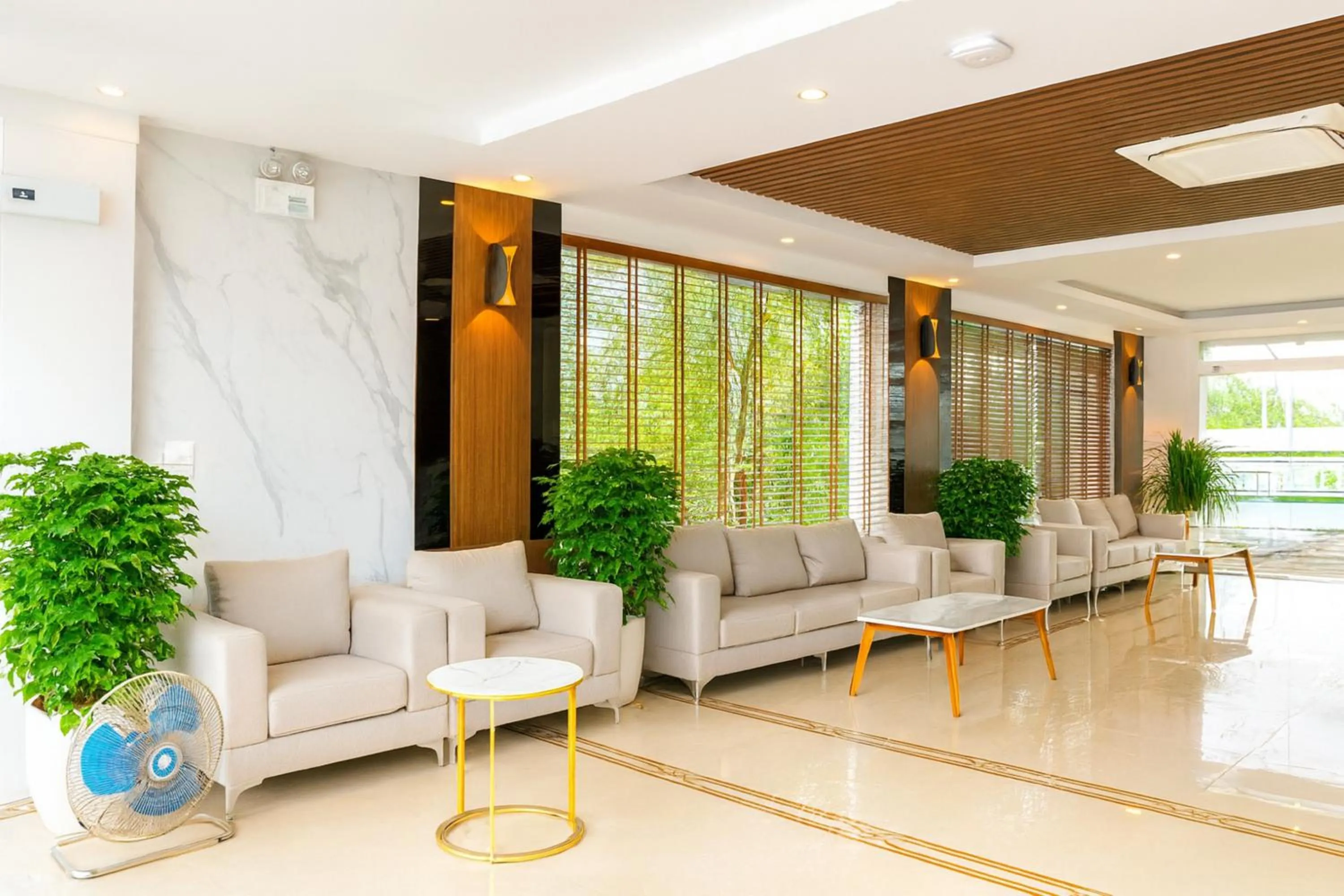 Lobby or reception in An Tín Hotel