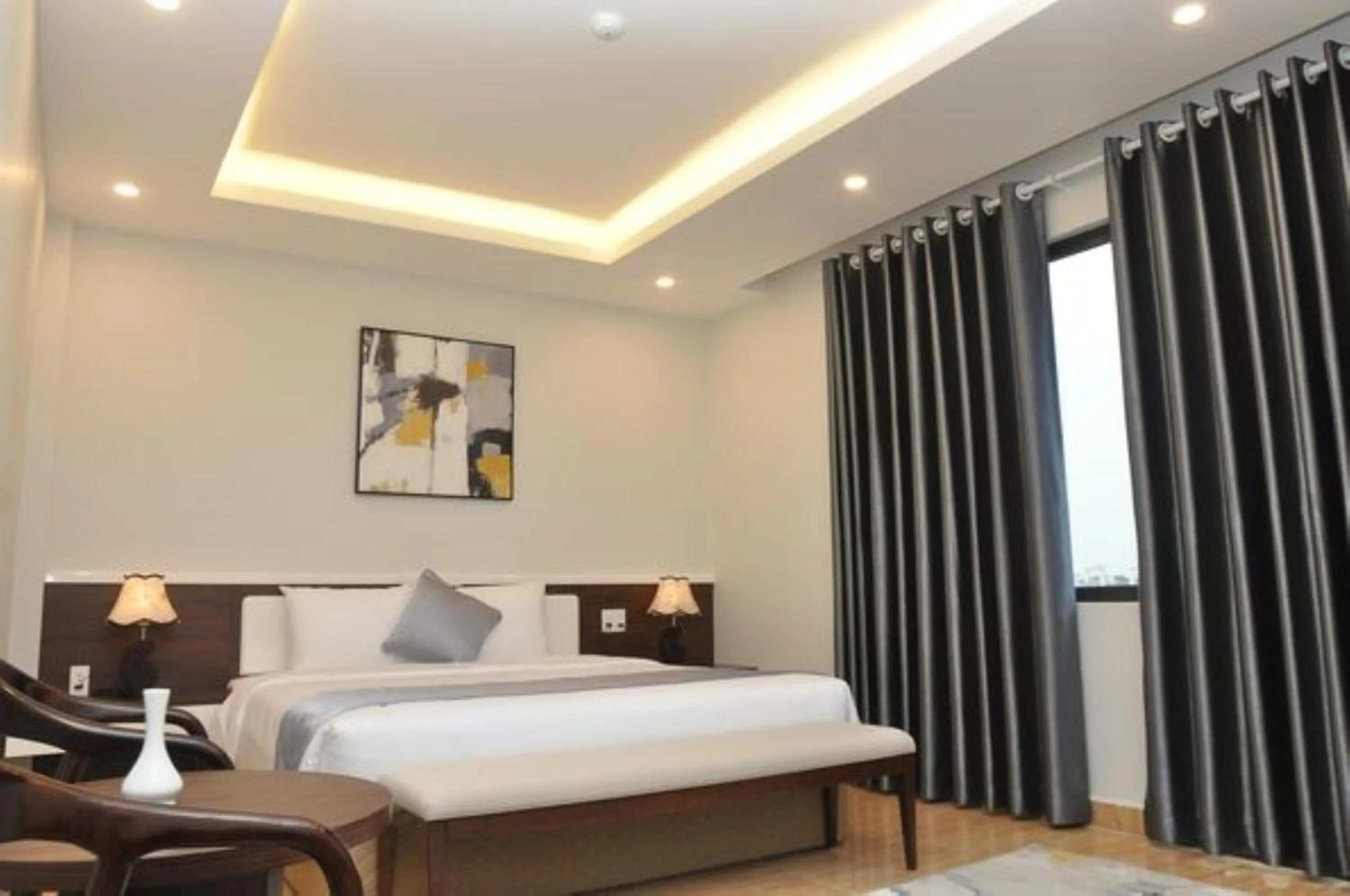 Bed in An Tín Hotel