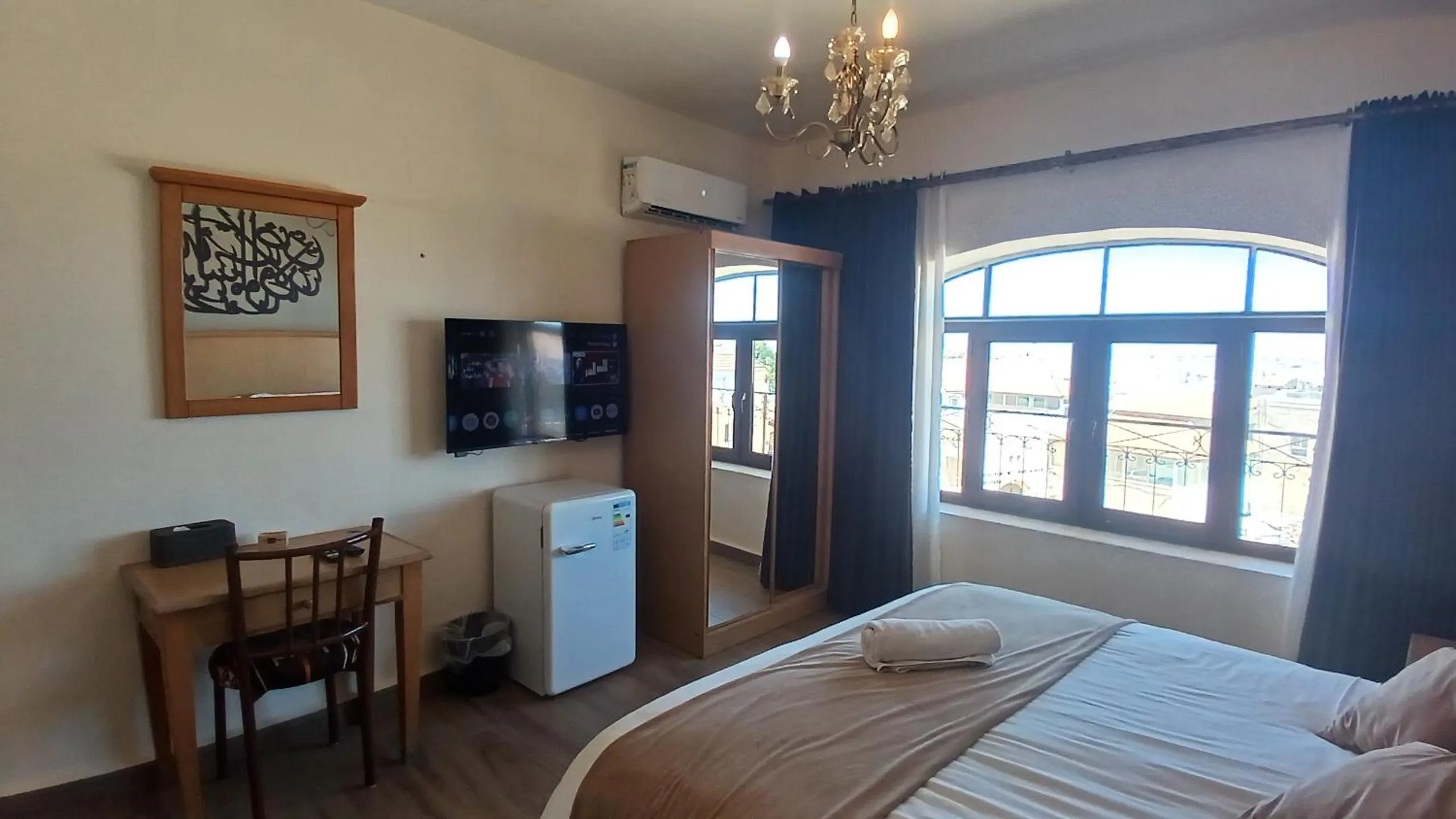 Bed in Moab Land Hotel