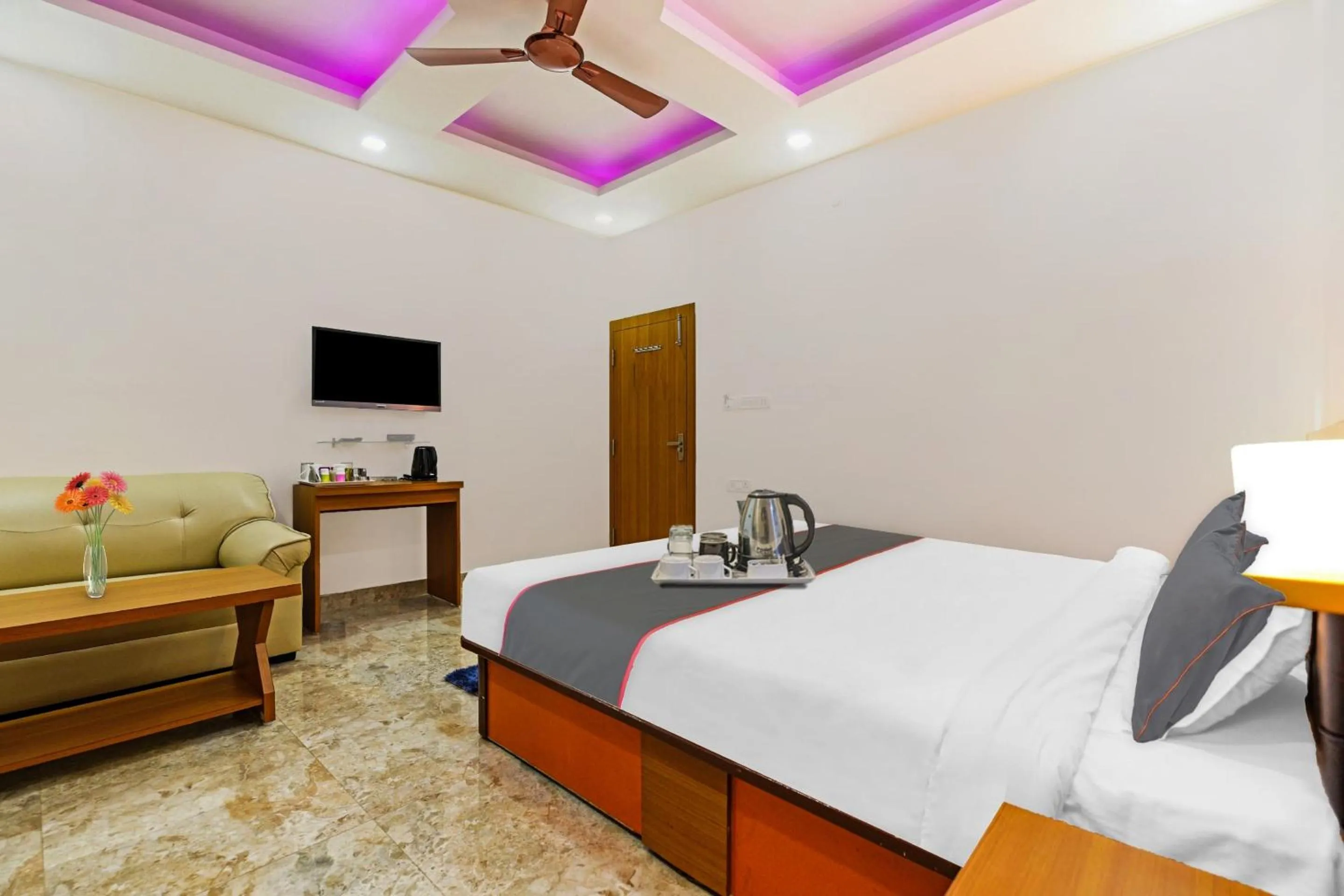 Bedroom, Bed in Super Collection O D N Grand