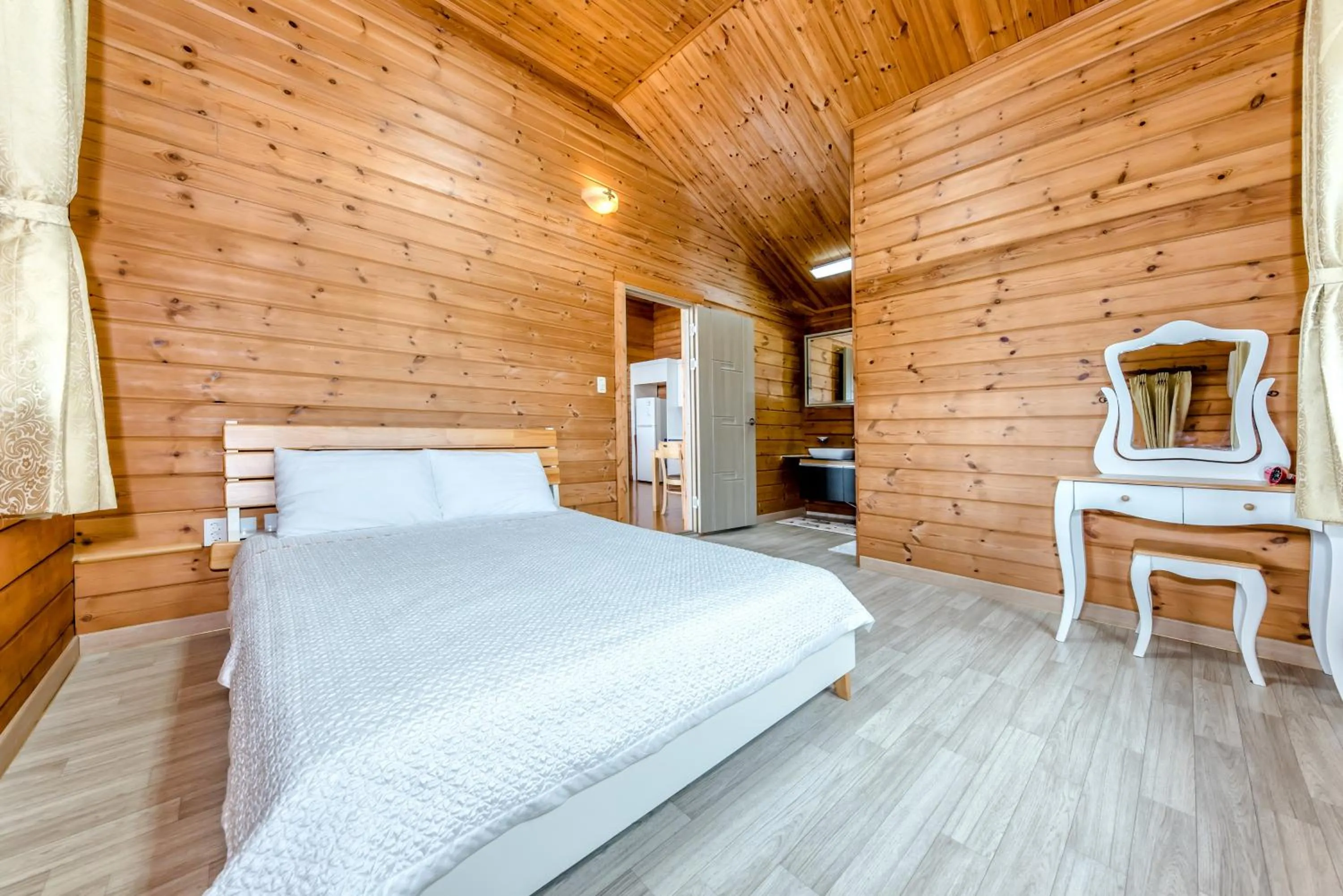 Bed in Jeju I've Hotel & Resort