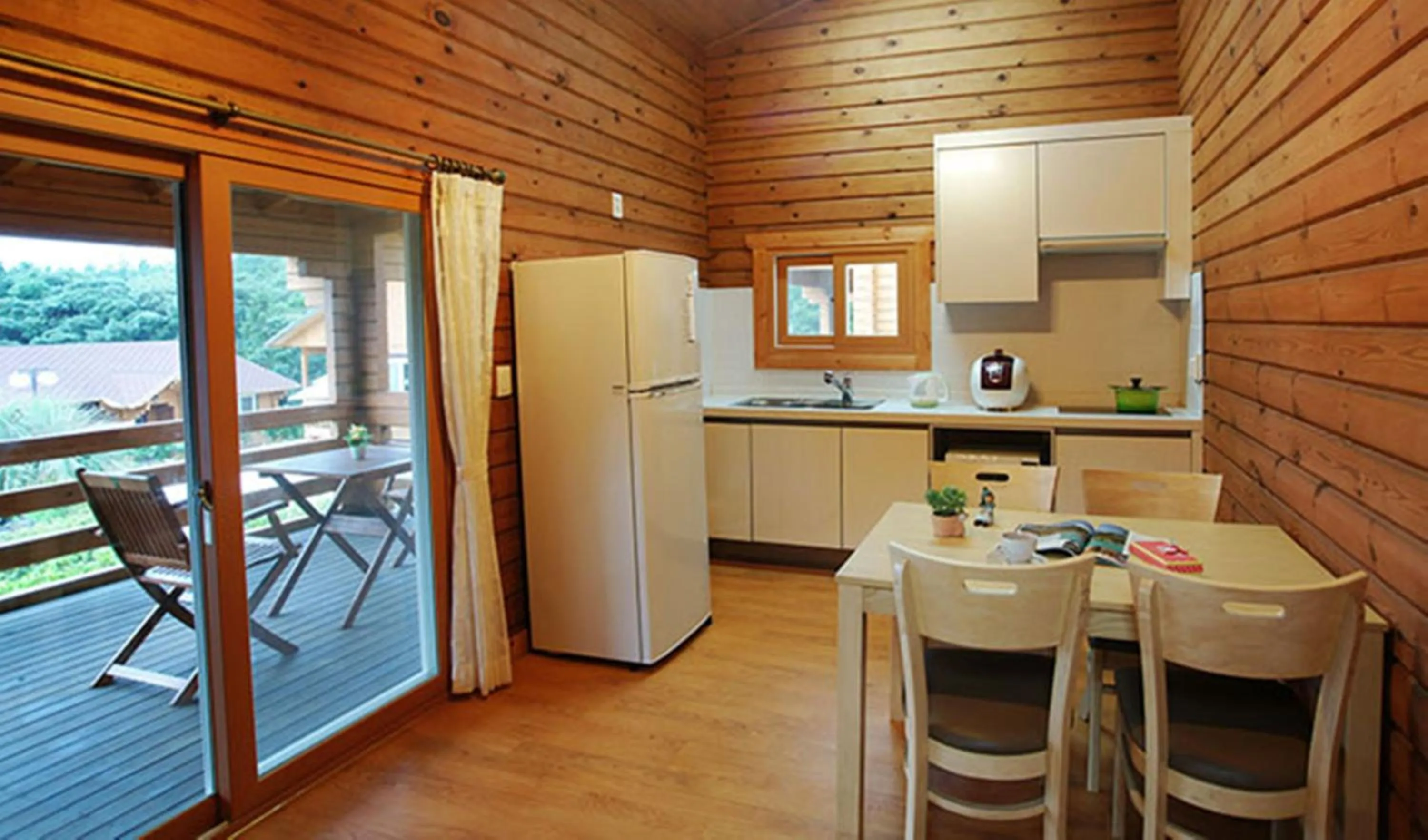 Dining area in Jeju I've Hotel & Resort