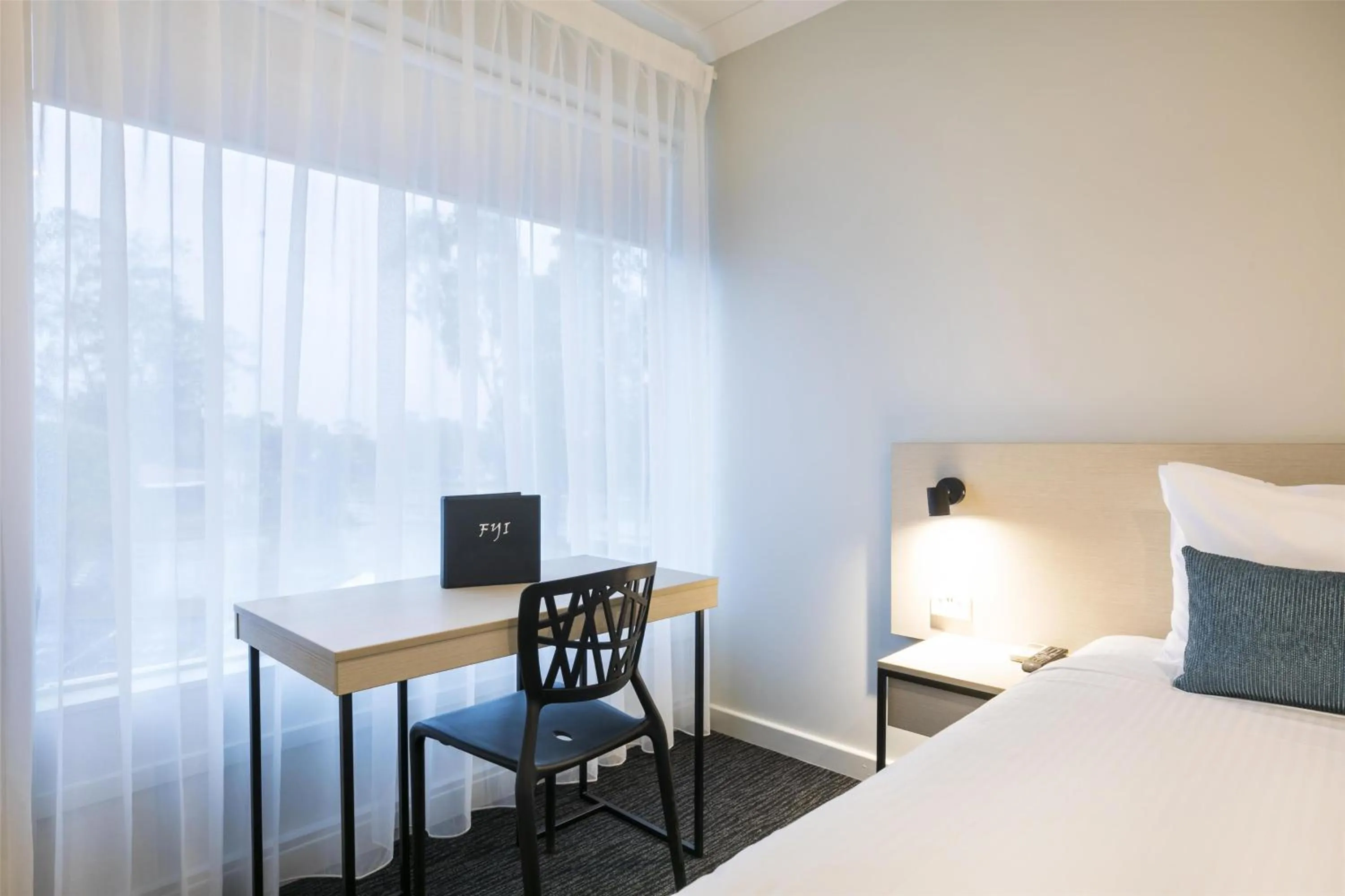 Other, Bed in Nightcap at Playford Tavern