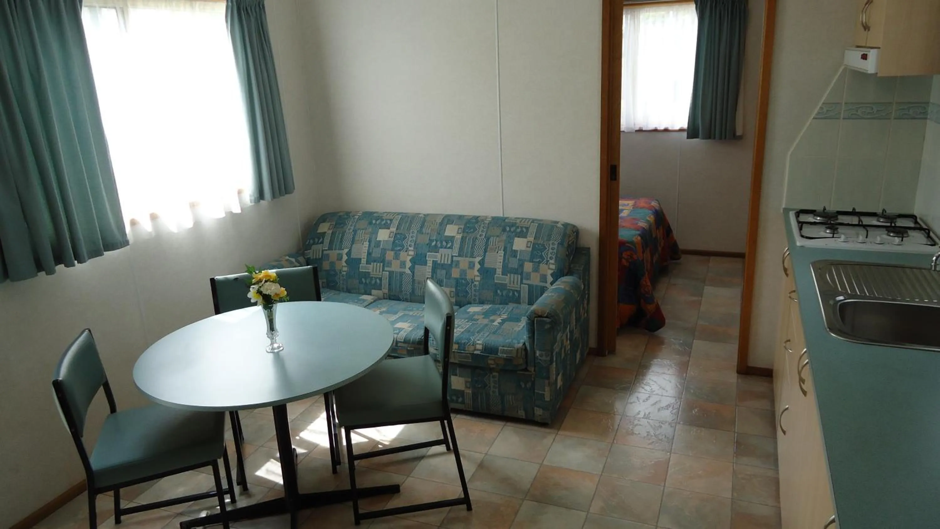 Dining area in Prom Central Caravan Park