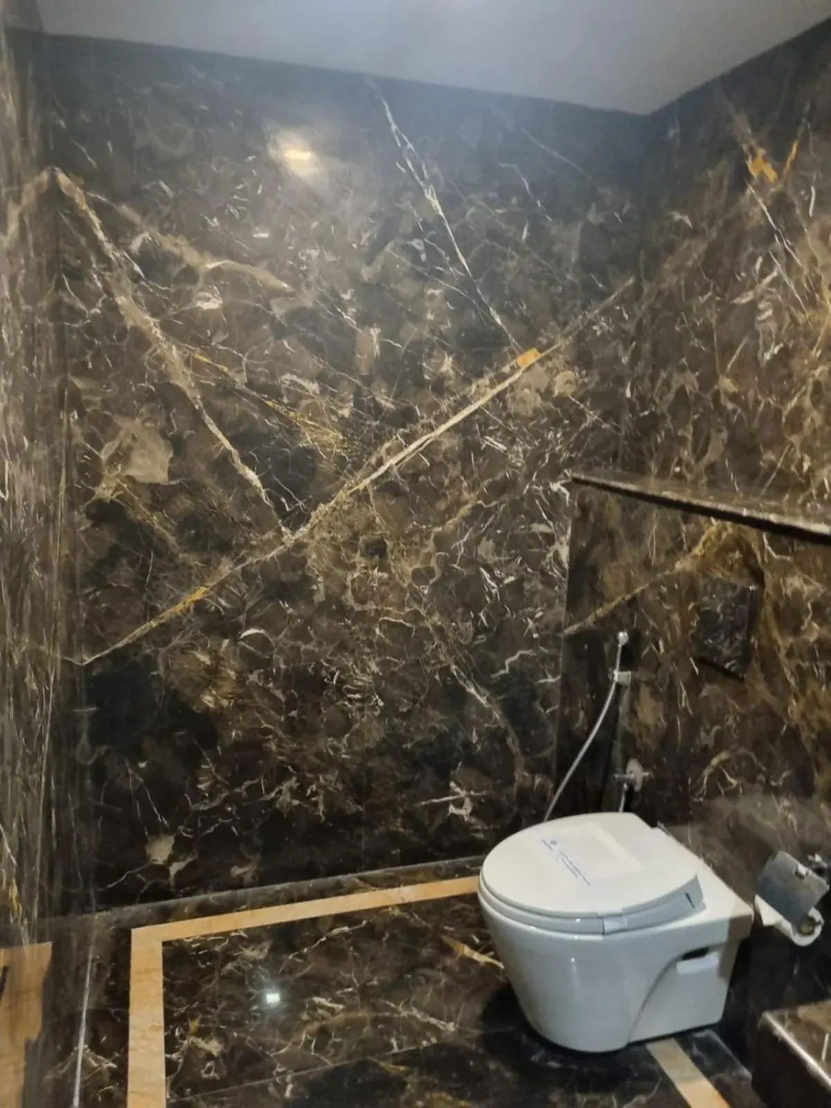 Suite in Hotel Benzz Park Chennai Suite in Hotel Benzz Park Chennai