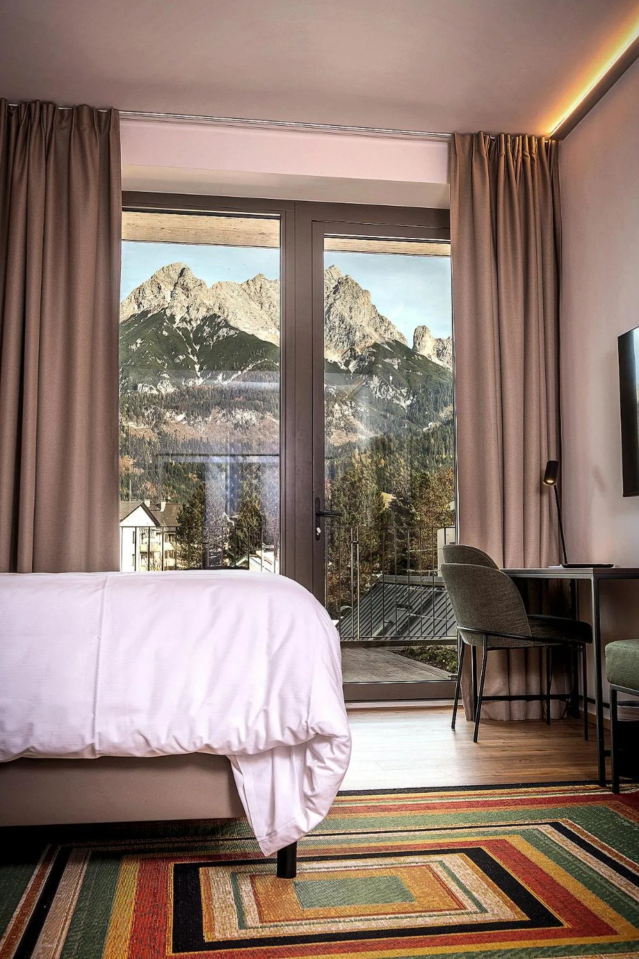 View (from property/room), Bed in Hotel DAS SAAL