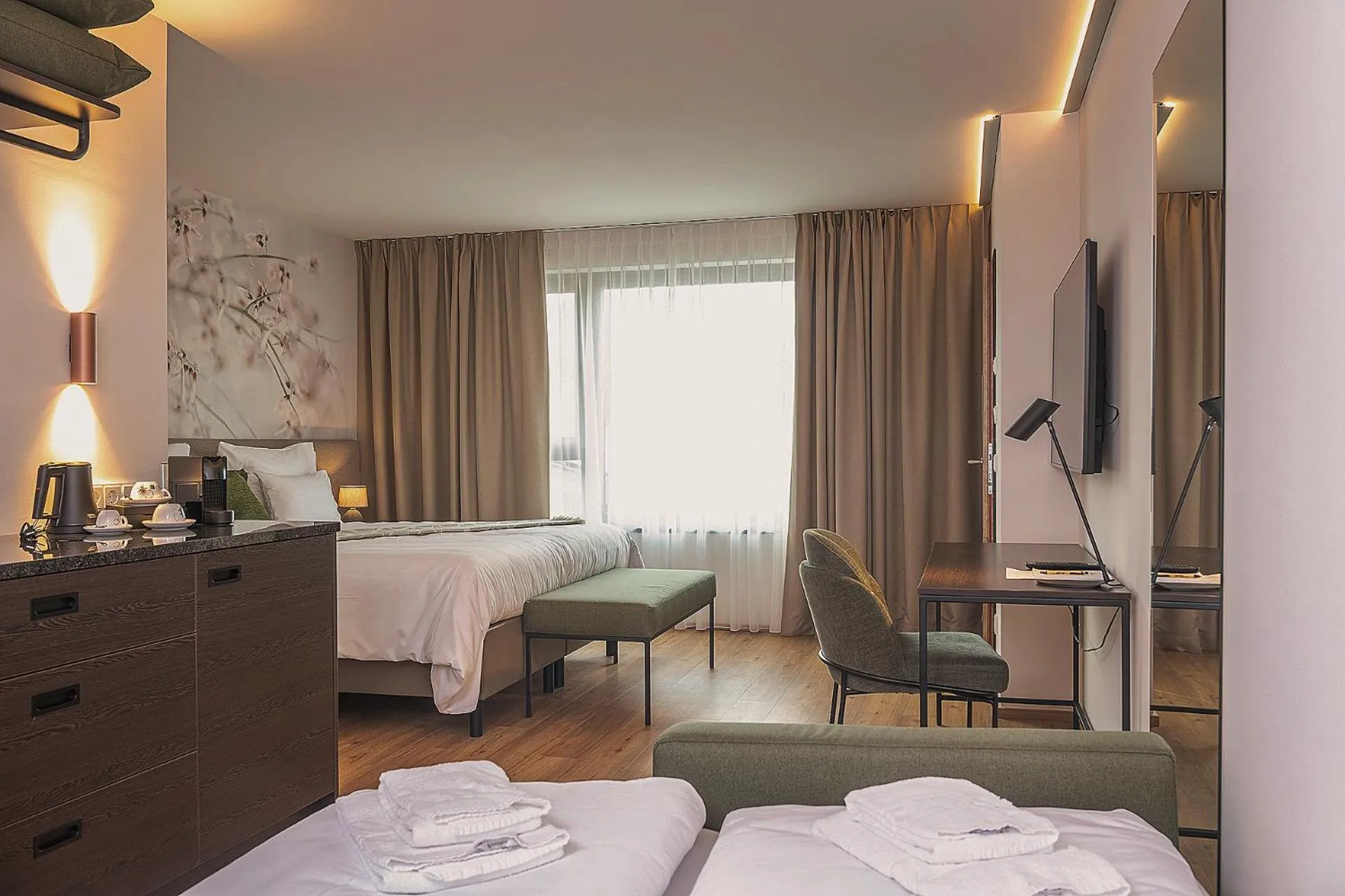 Photo of the whole room, Bed in Hotel DAS SAAL