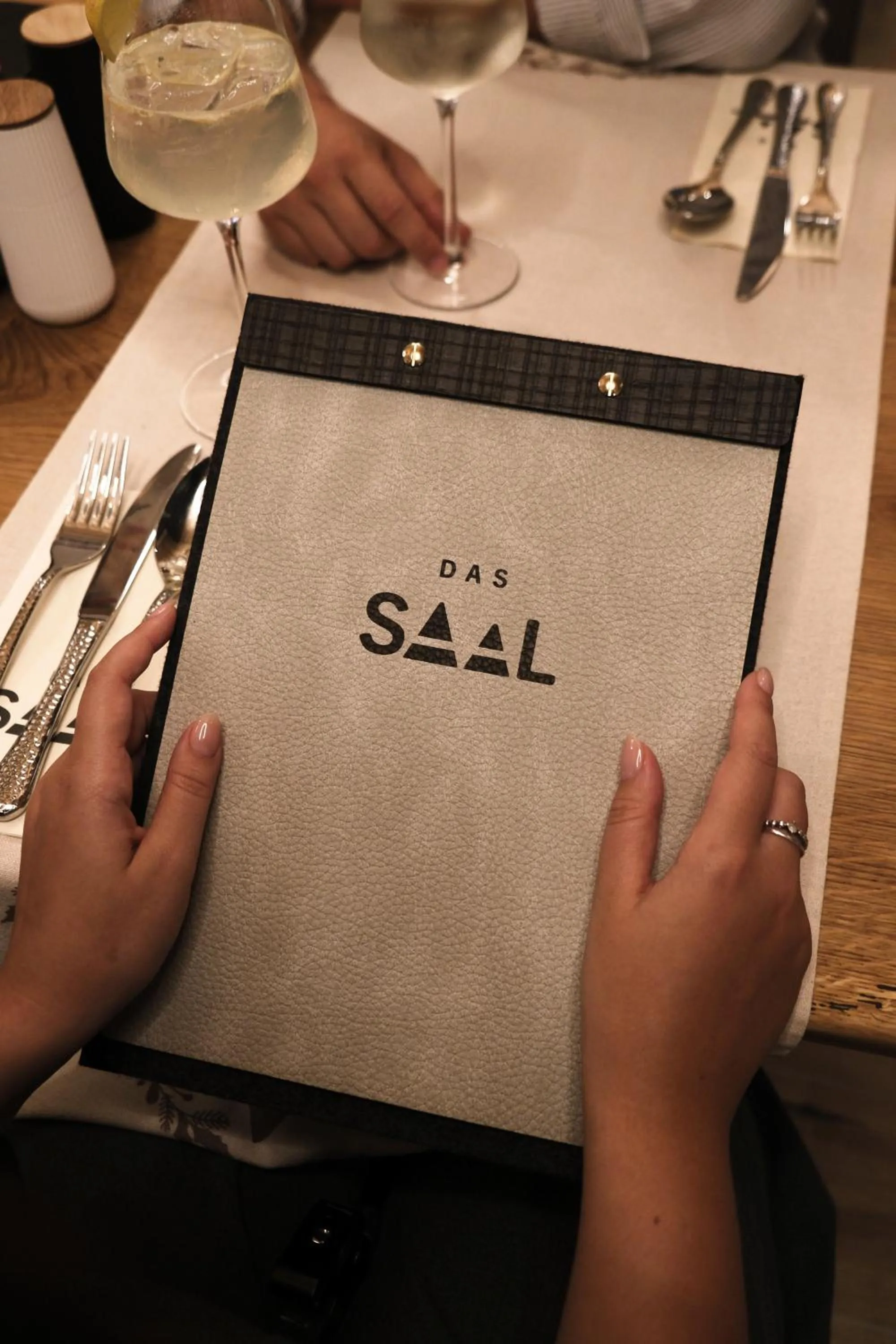 Restaurant/places to eat in Hotel DAS SAAL