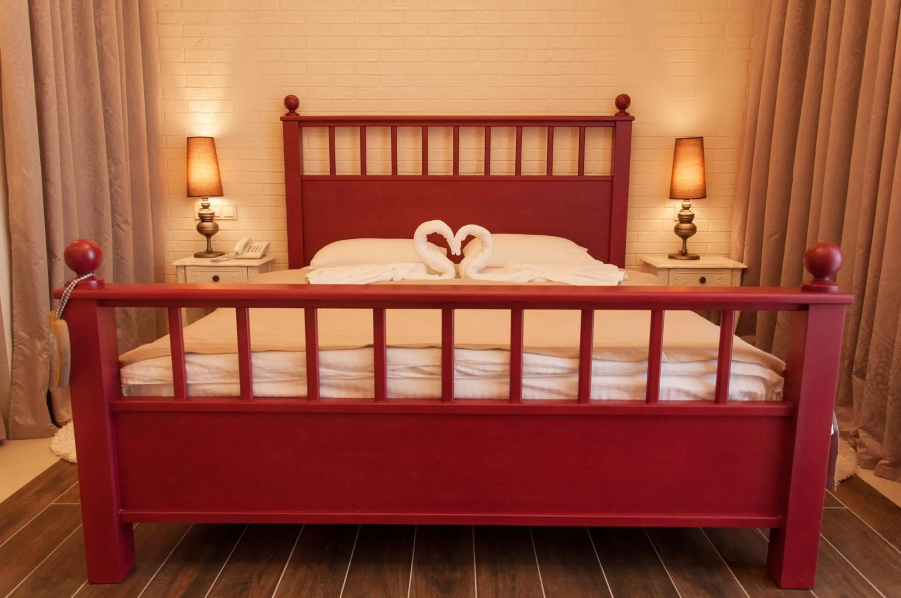 Decorative detail, Bed in Design Hotel Skopeli