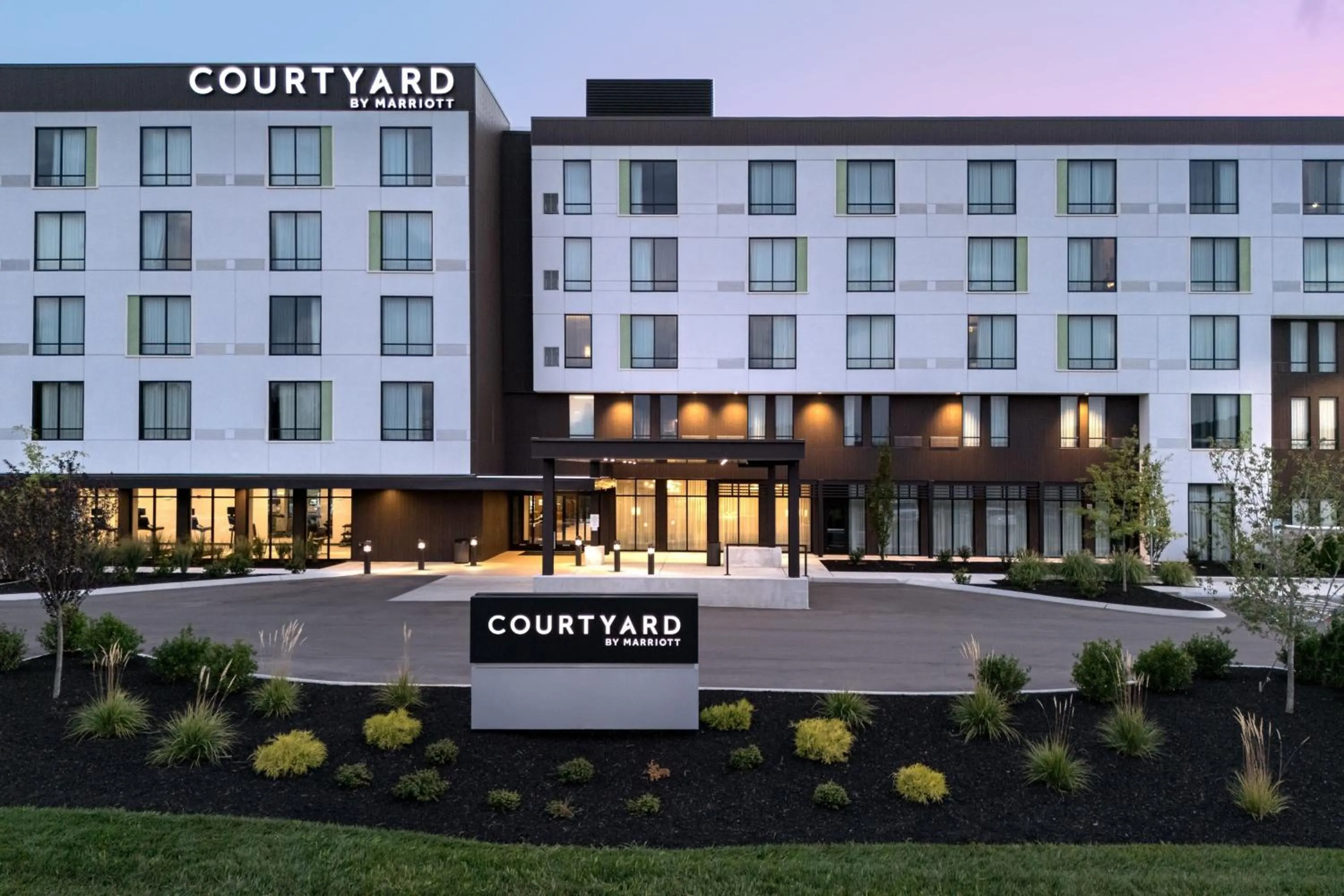 Property building in Courtyard by Marriott Nashville Smyrna