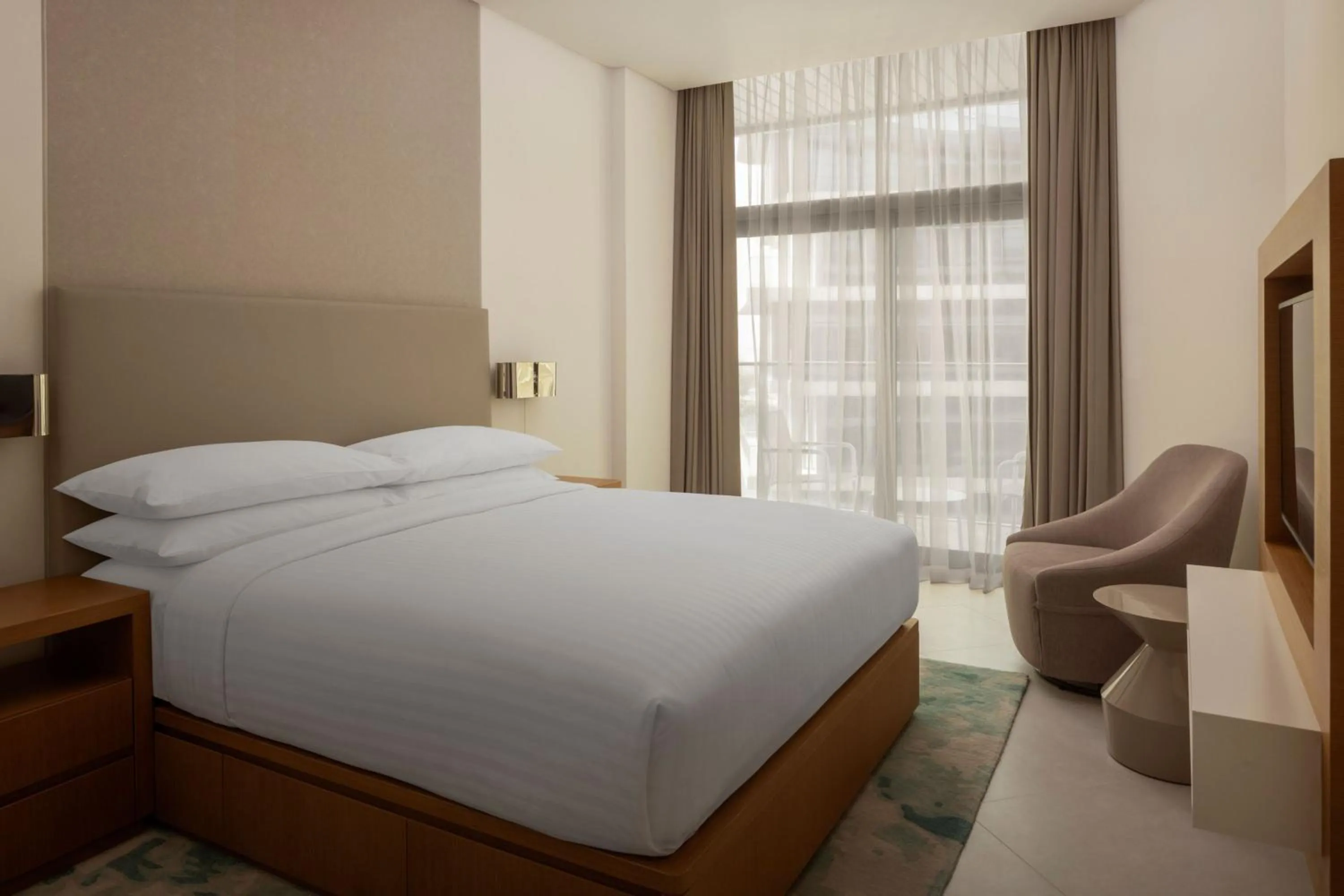 Bedroom, Bed in Marriott Marquis Dubai Creek