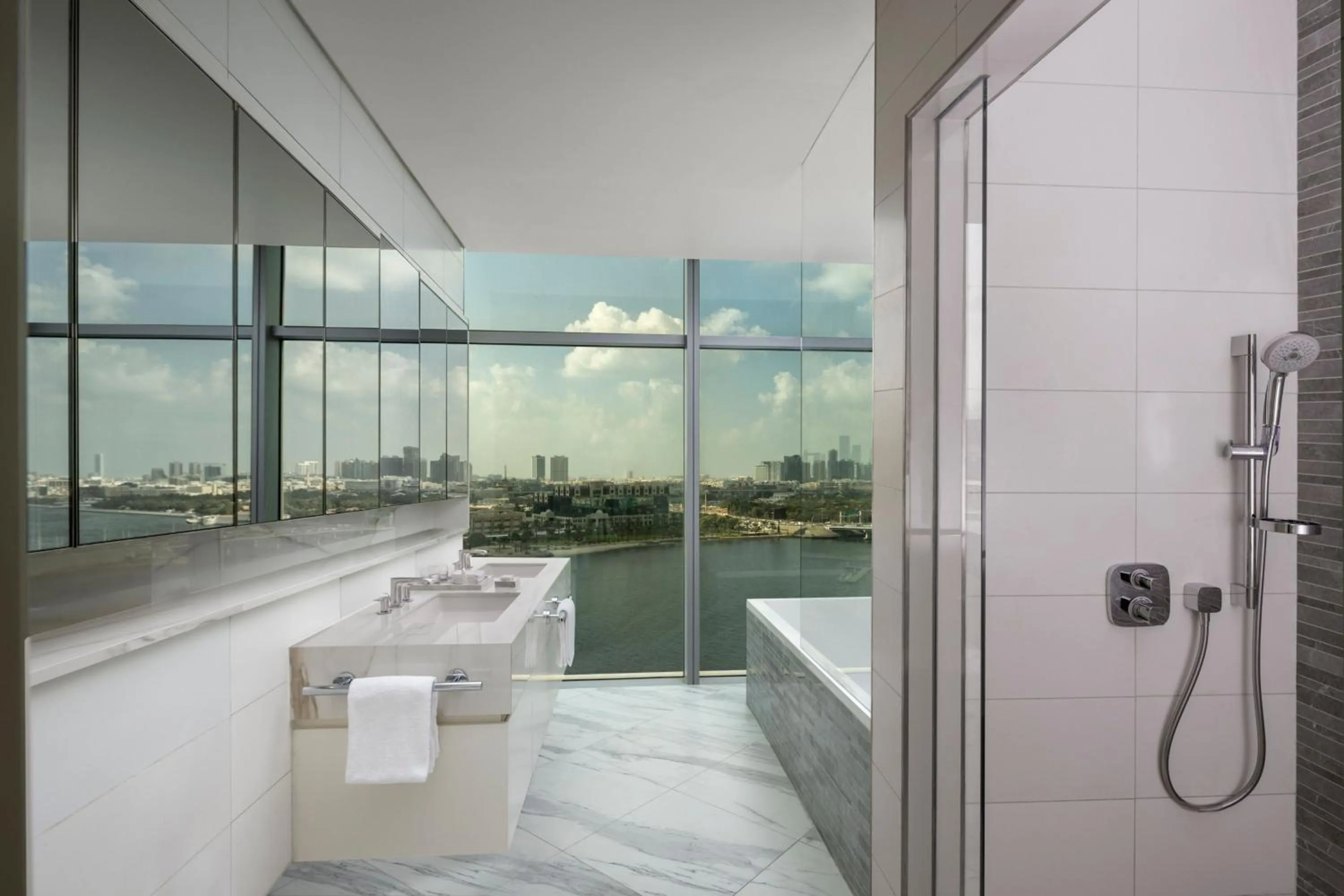 Bathroom in Marriott Marquis Dubai Creek
