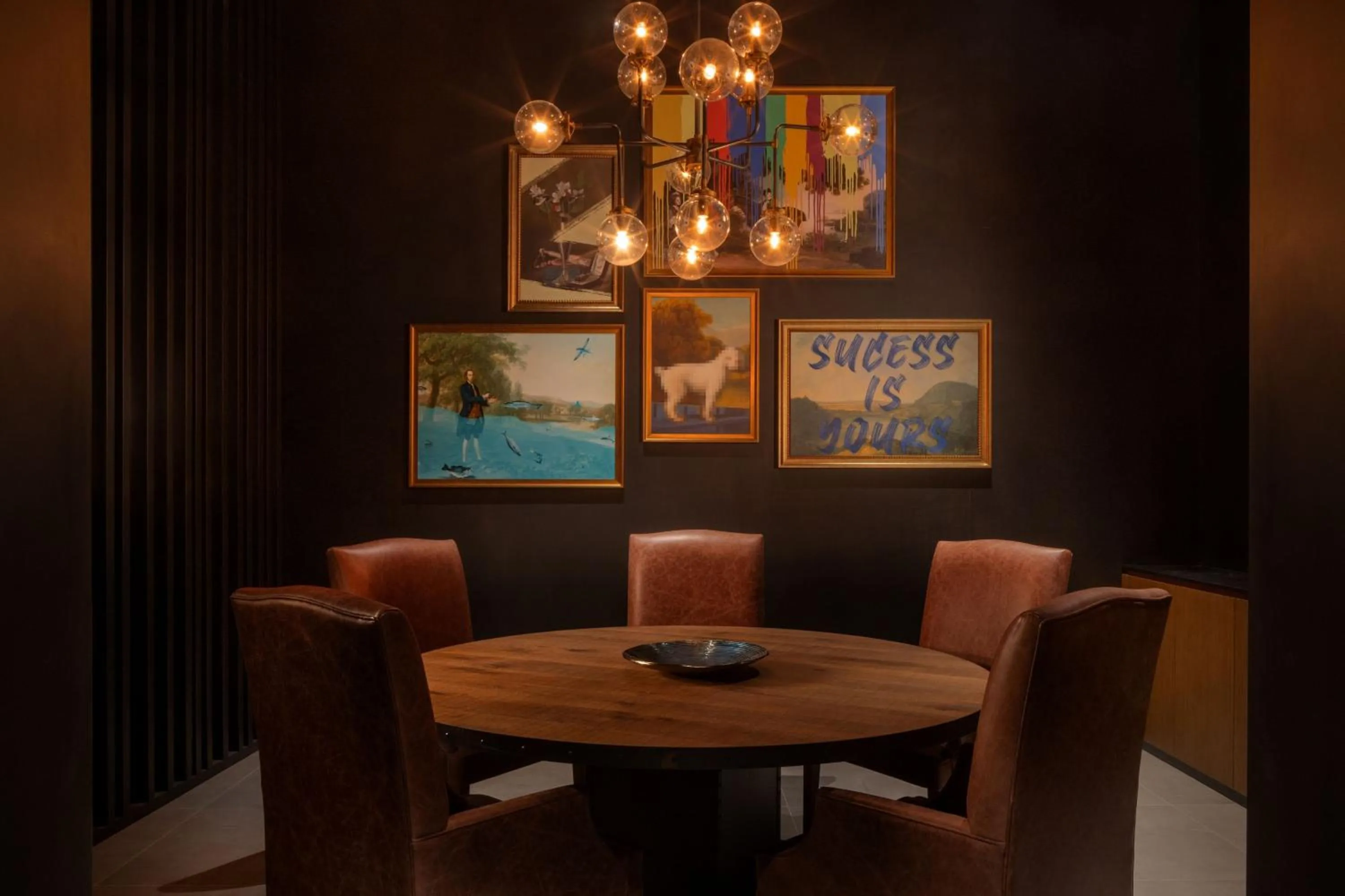 Restaurant/places to eat in Marriott Marquis Dubai Creek