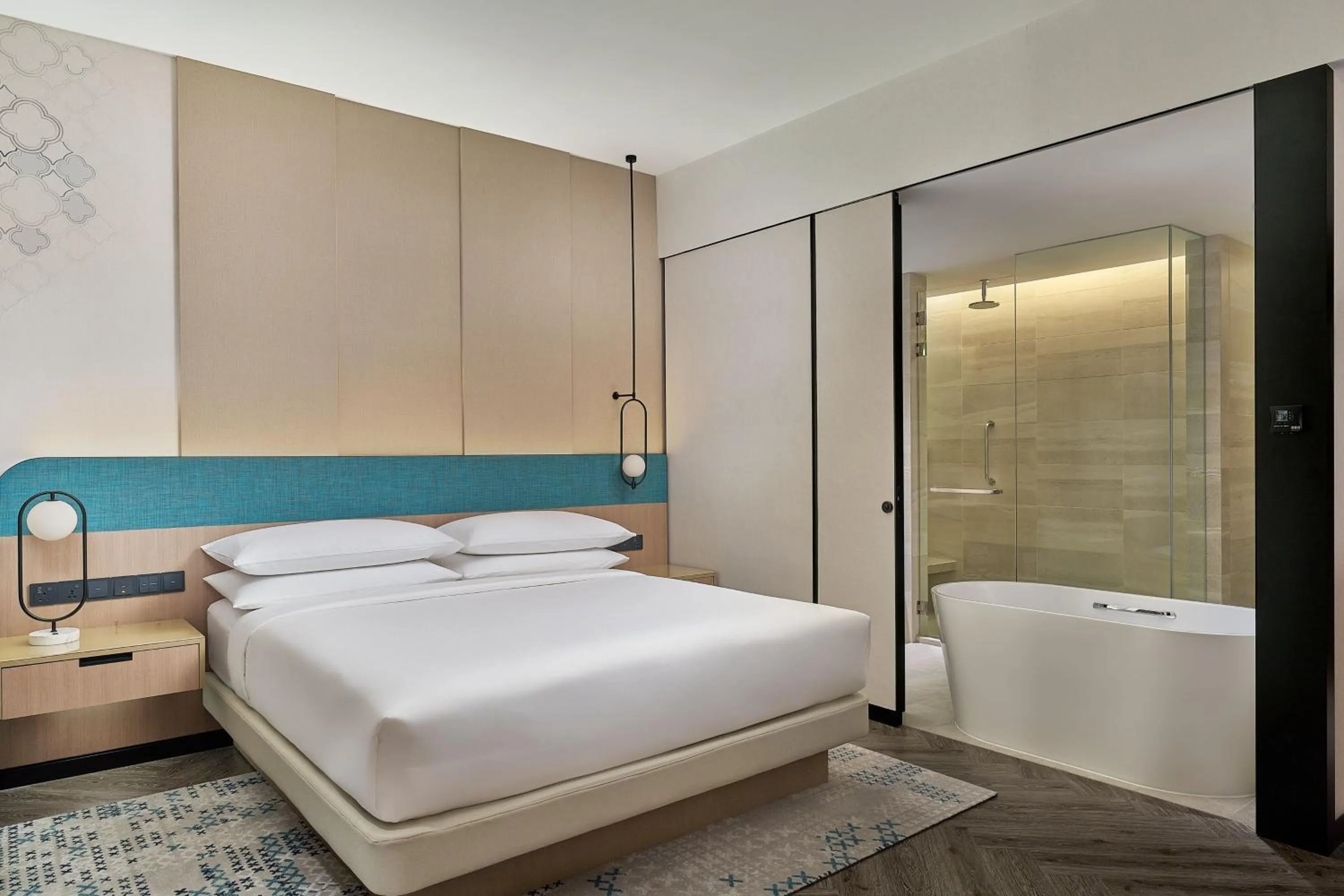 Photo of the whole room, Bed in Penang Marriott Hotel