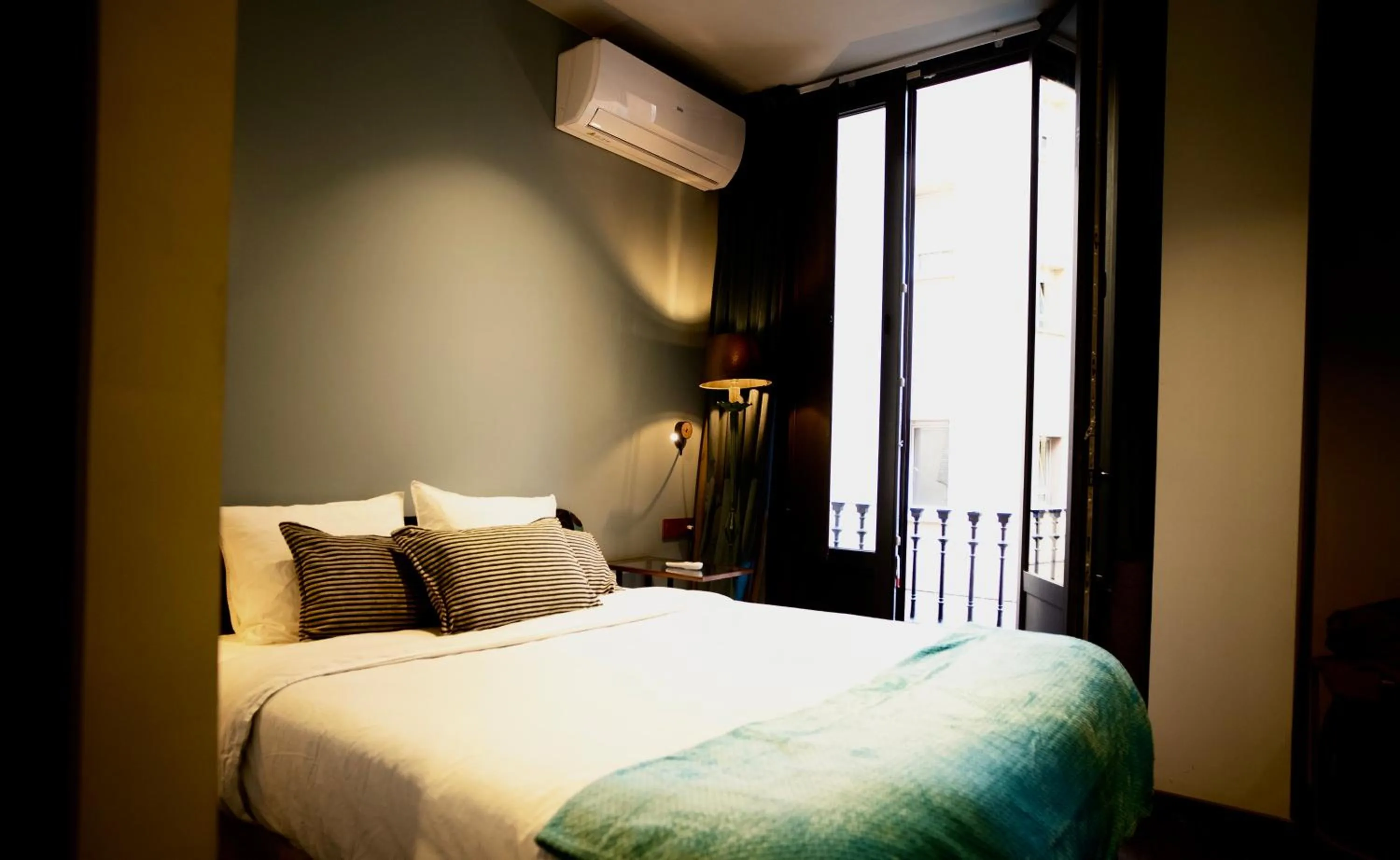 Bed in Hotel Lincoln Lounge