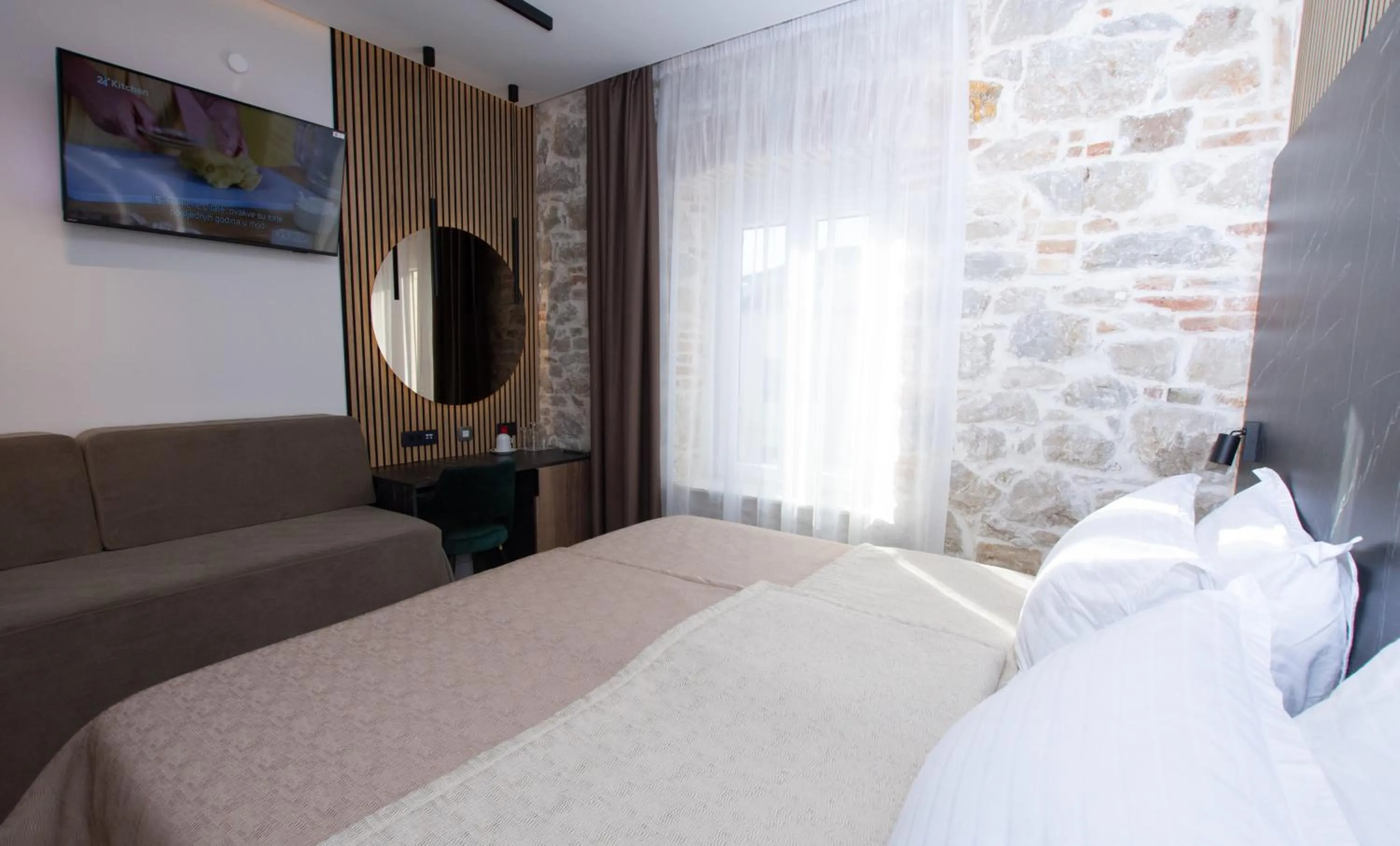 Bed in A Heritage Split