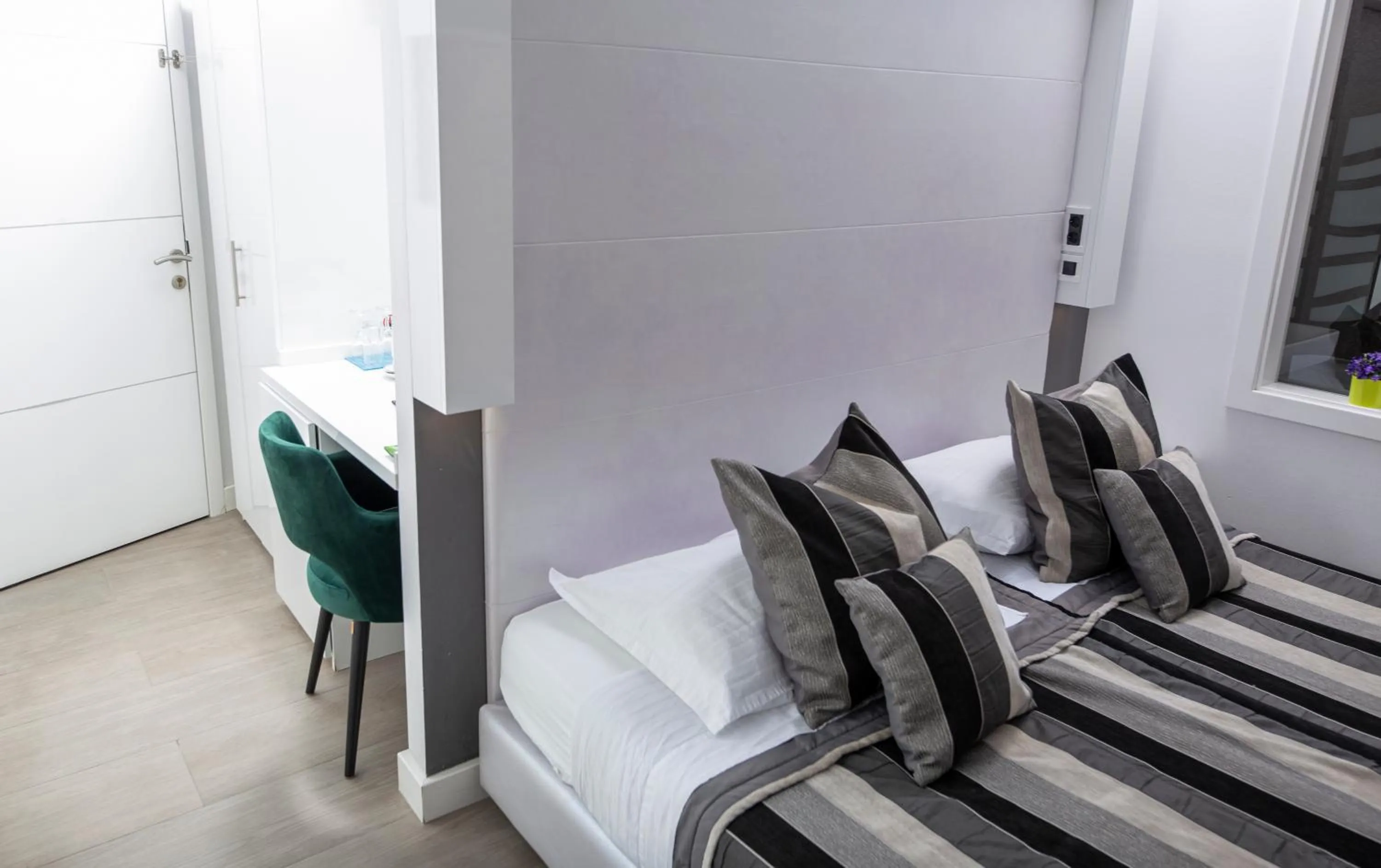 Bed in A Heritage Split