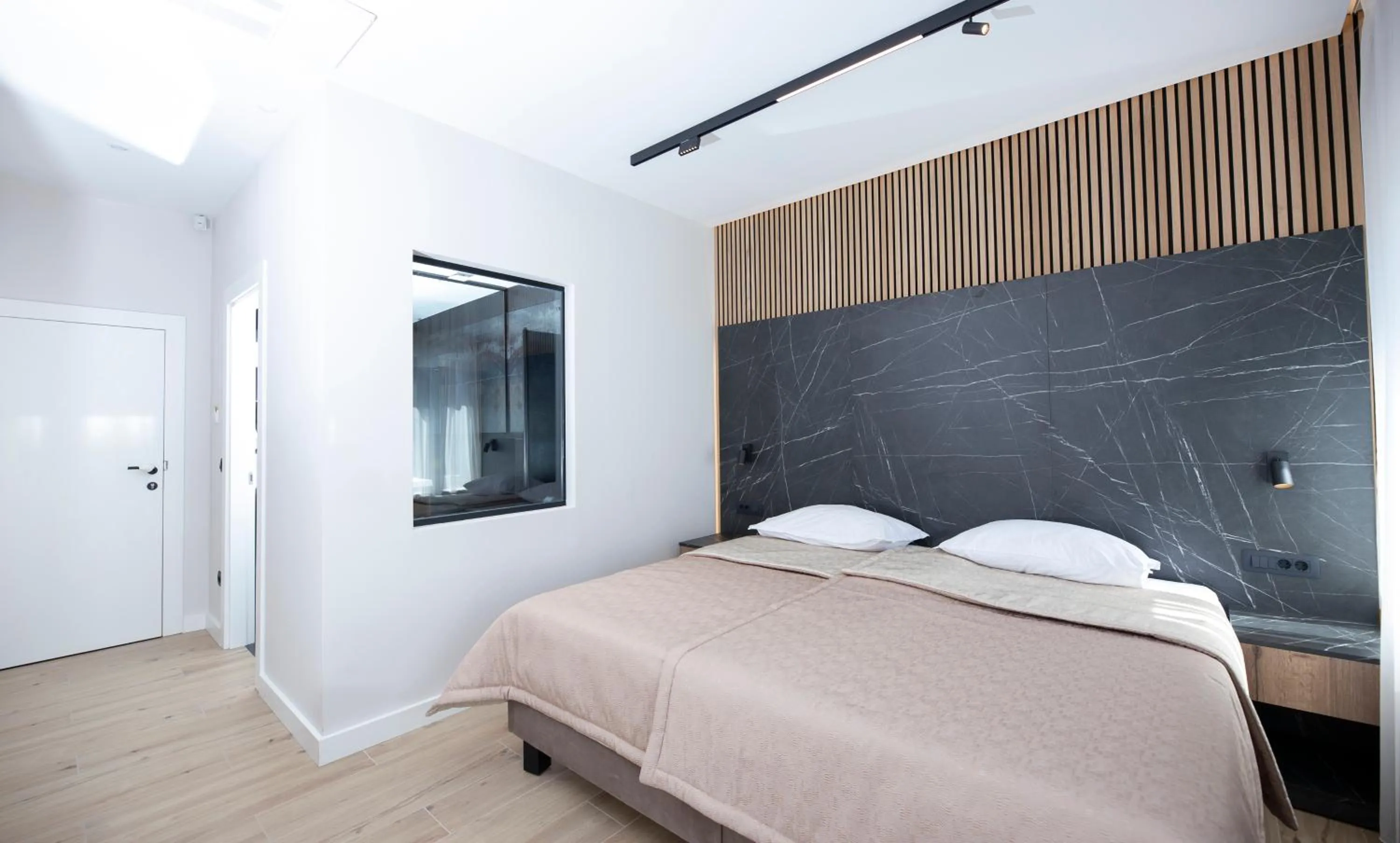 Bed in A Heritage Split