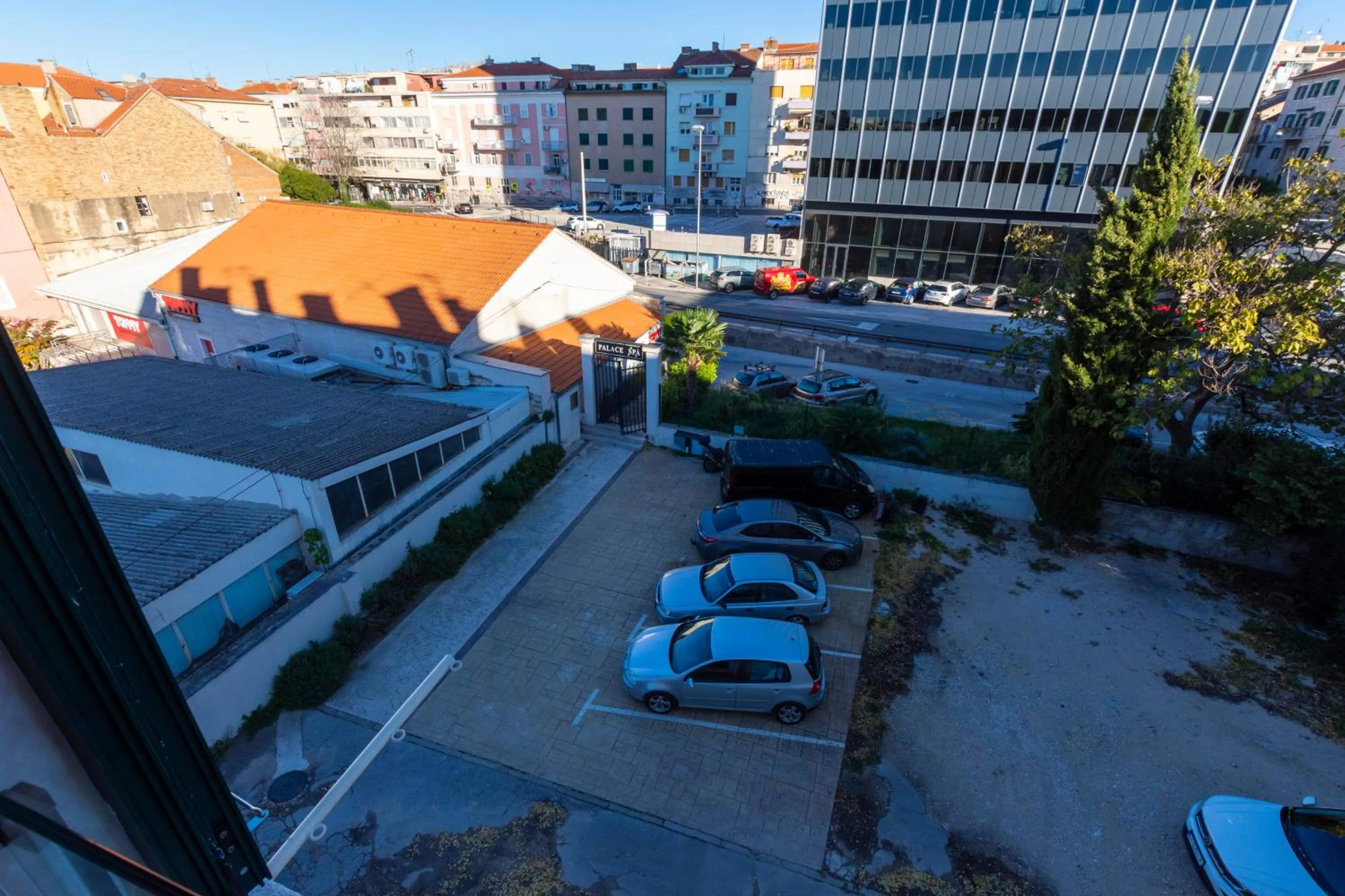 Parking in A Heritage Split