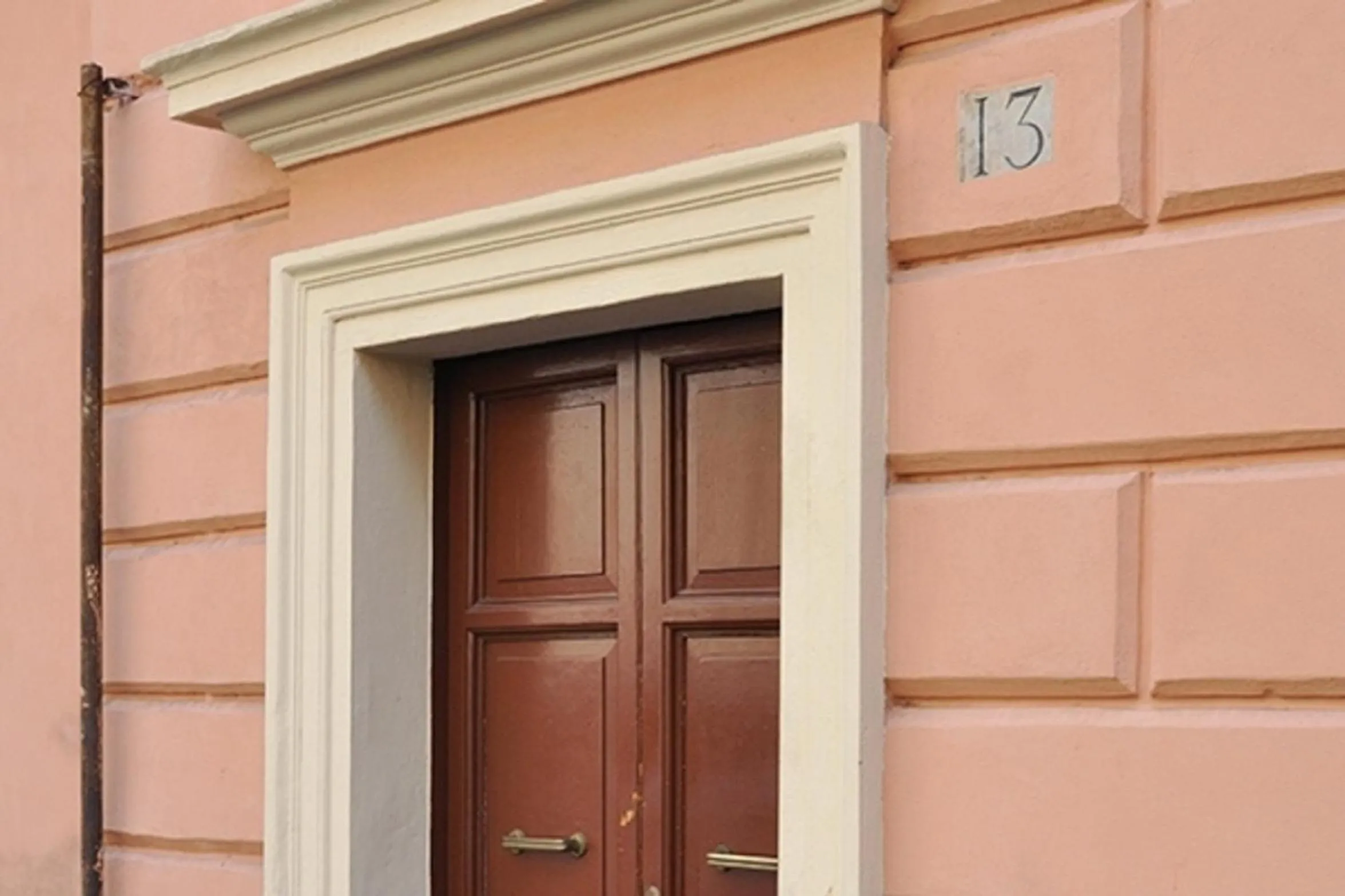 Property building in Machiavelli Suites