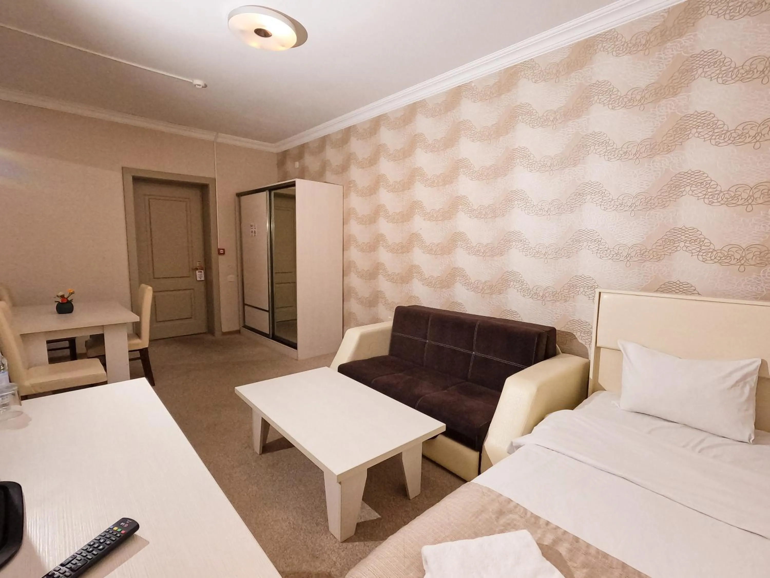 Living room, Bed in Gabala Yeddi Gozel Hotel