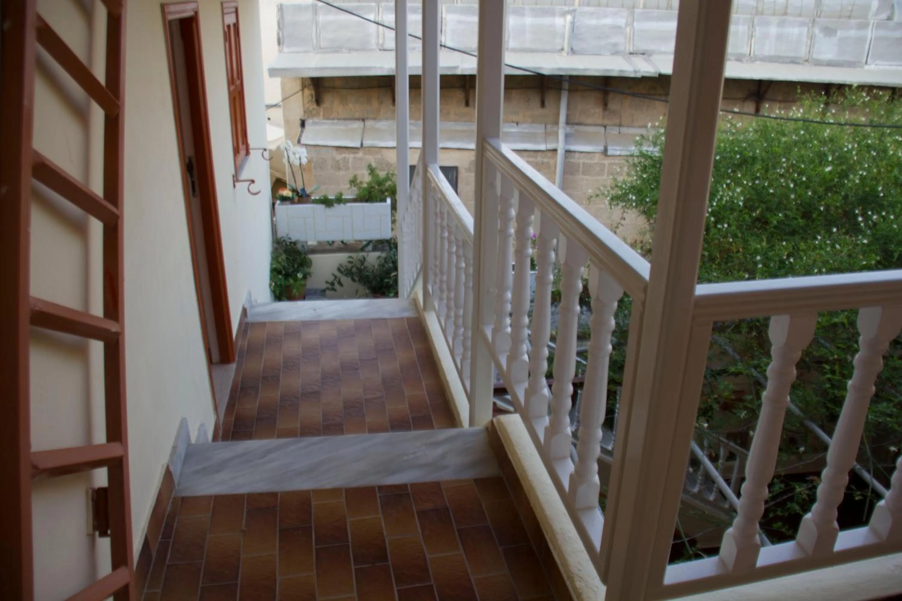 Facade/entrance in Medieval Rose Guest House
