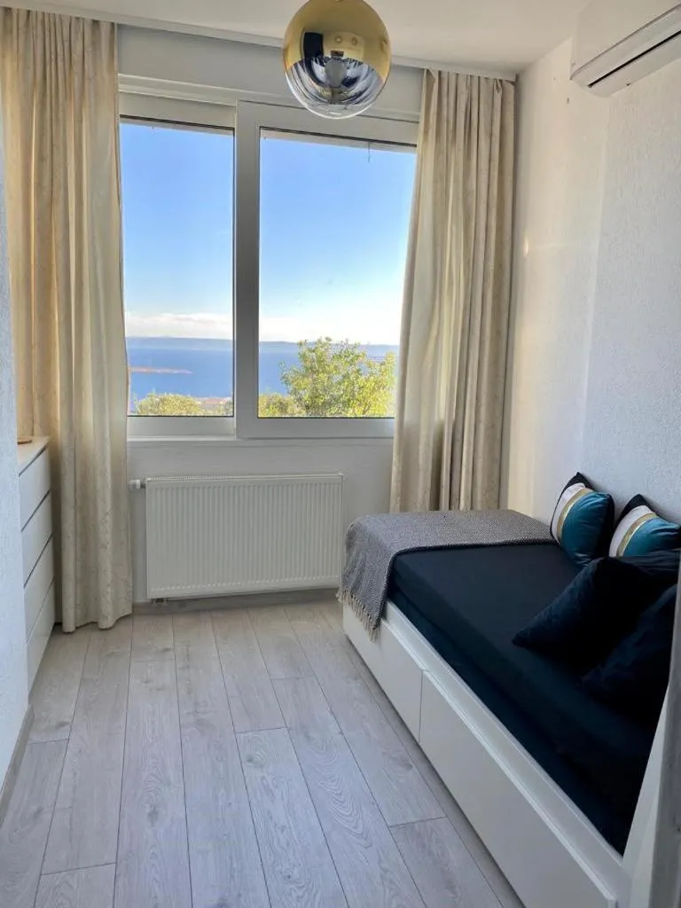 Bed in Villa Noura in Makarska, private pool,gym