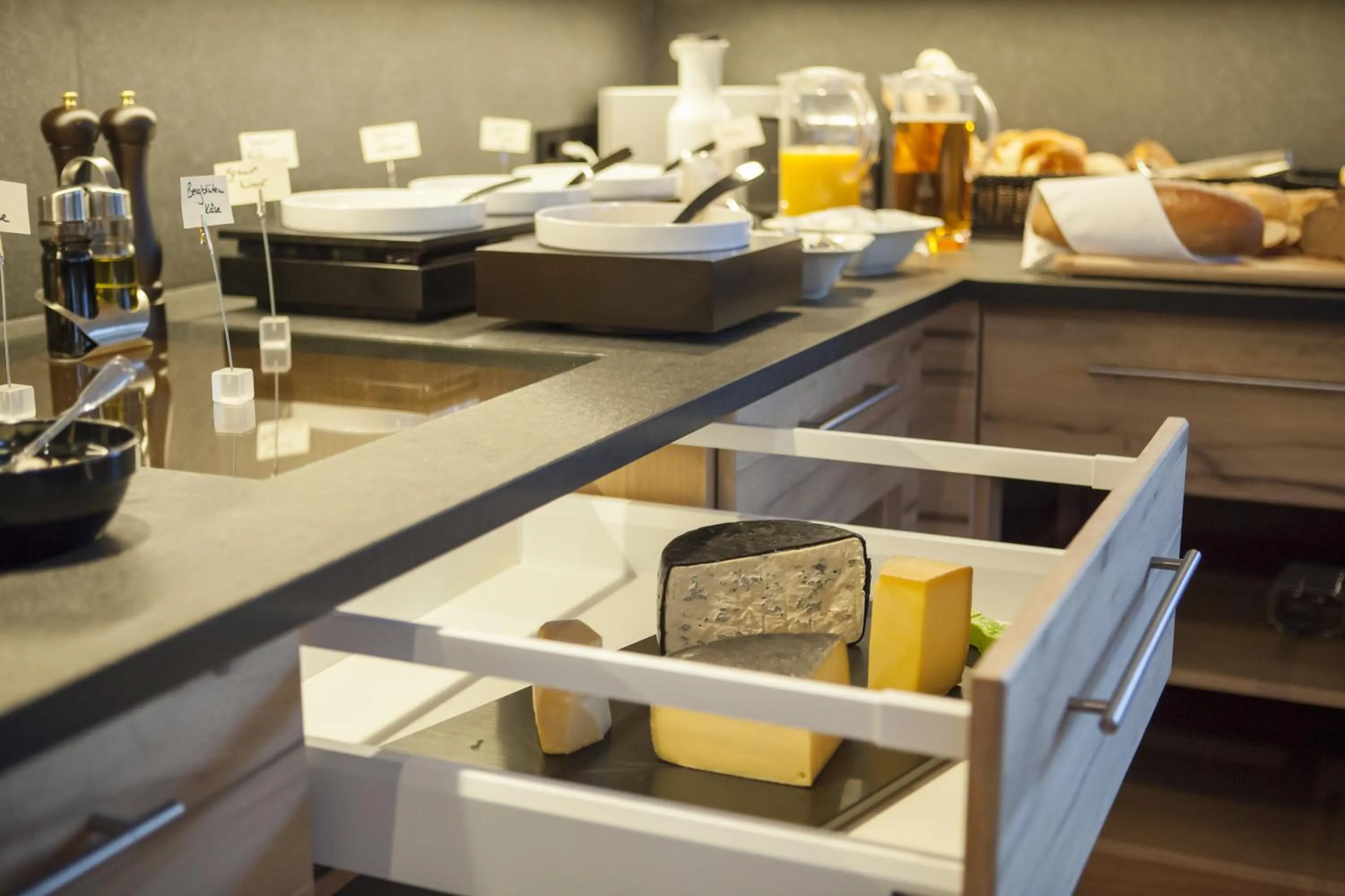 Restaurant/places to eat in Boutique Hotel Gams