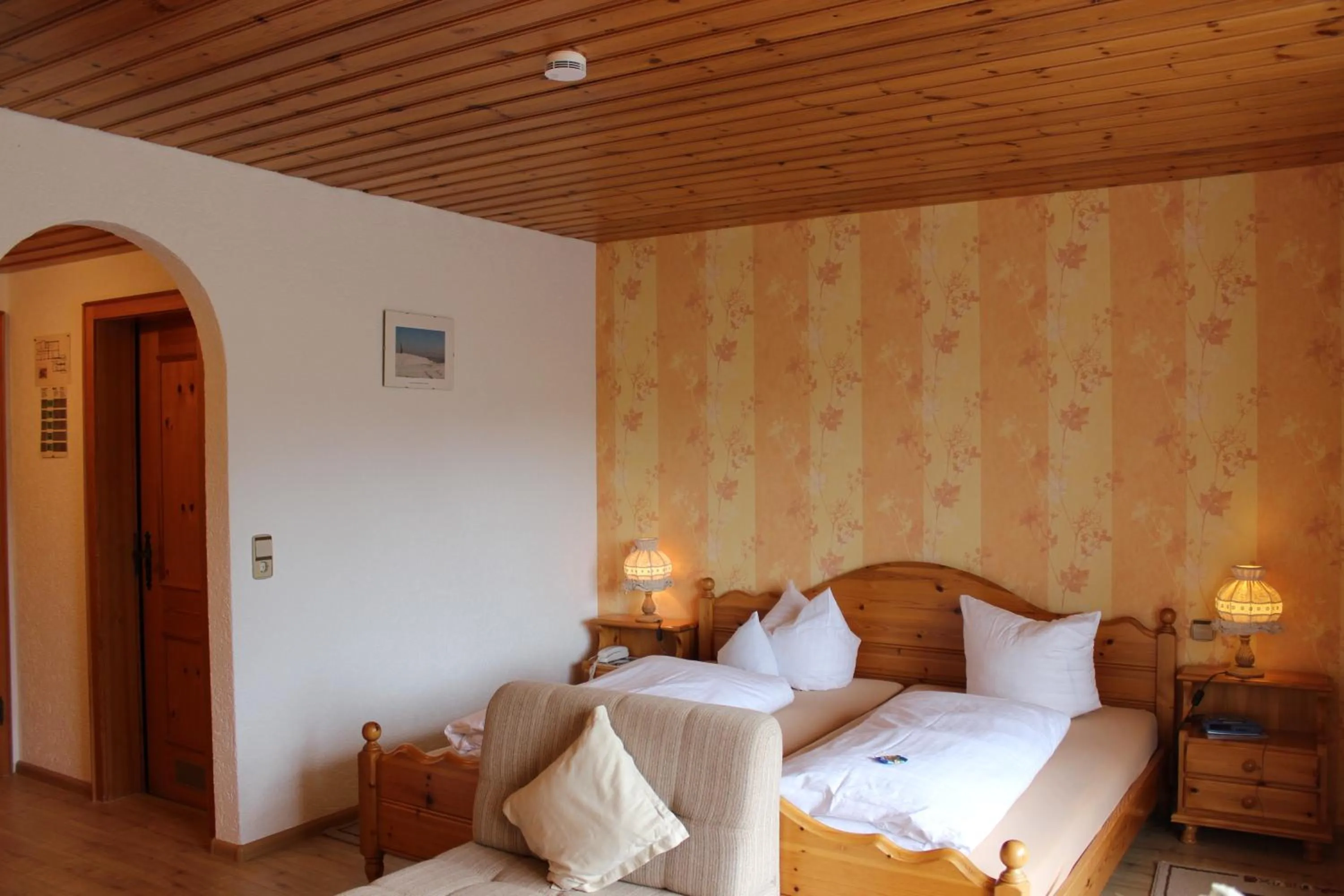 Bedroom, Bed in Landgasthof zum Schützen