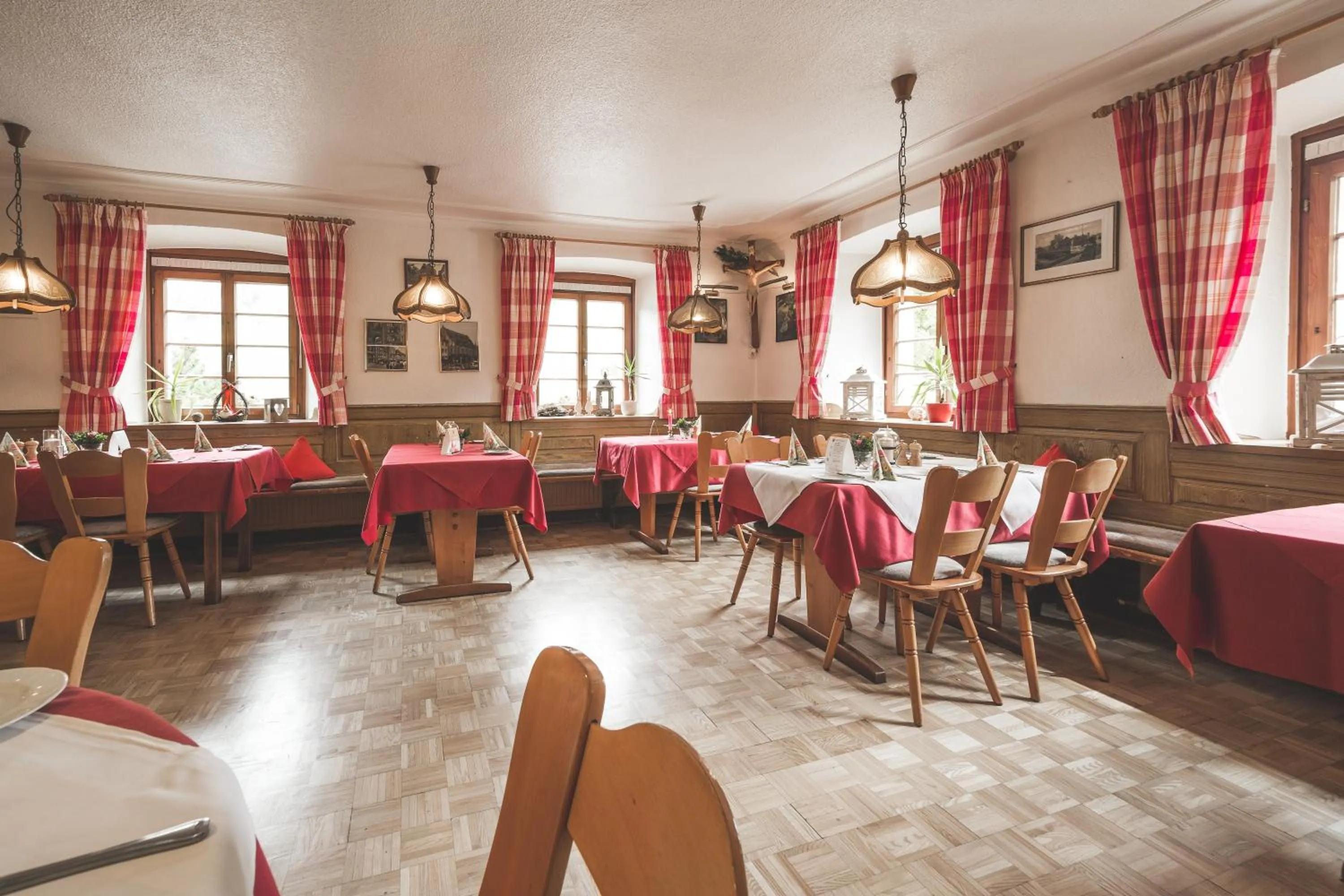 Restaurant/places to eat in Landgasthof zum Schützen