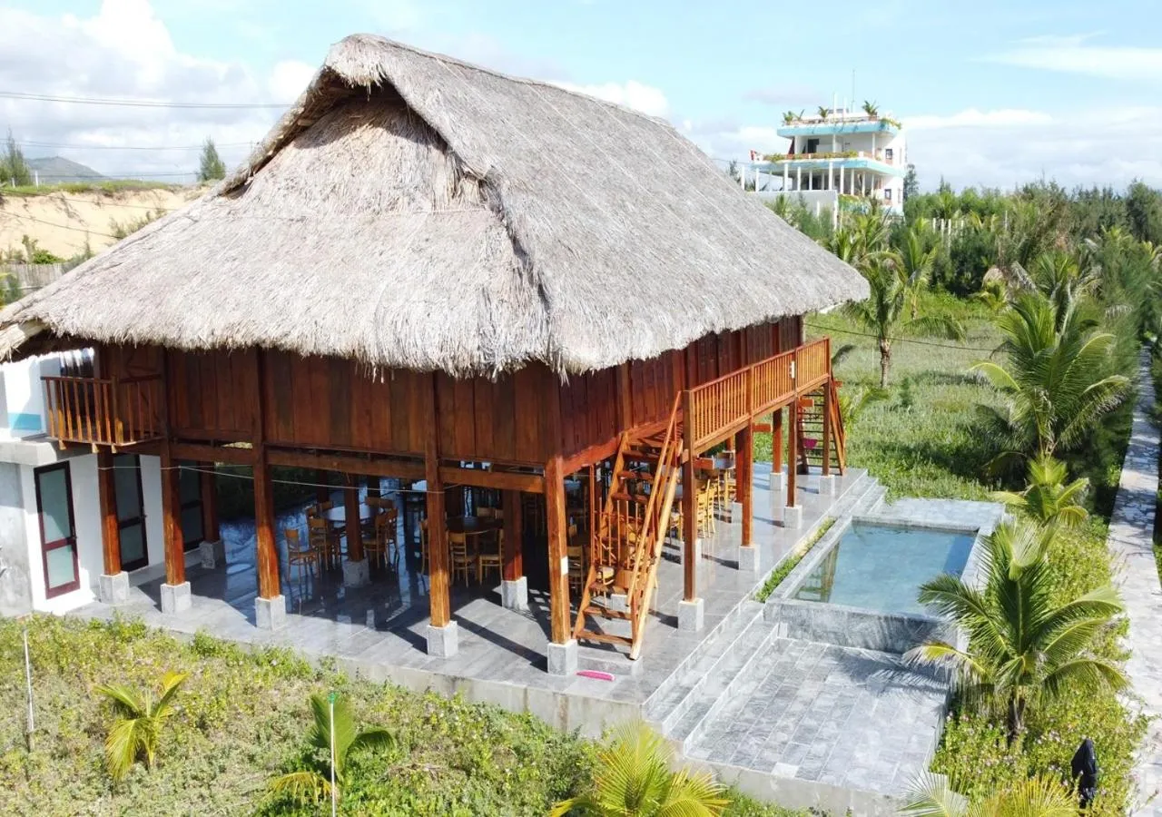 Shower in Hoa Loi Resort Phú Yên