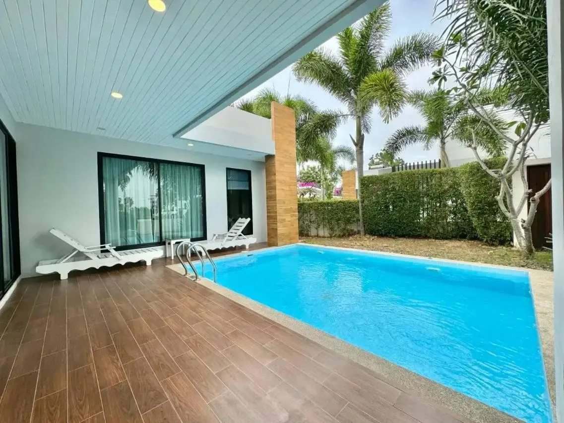 Patio in The Sea-Cret Garden Hua Hin