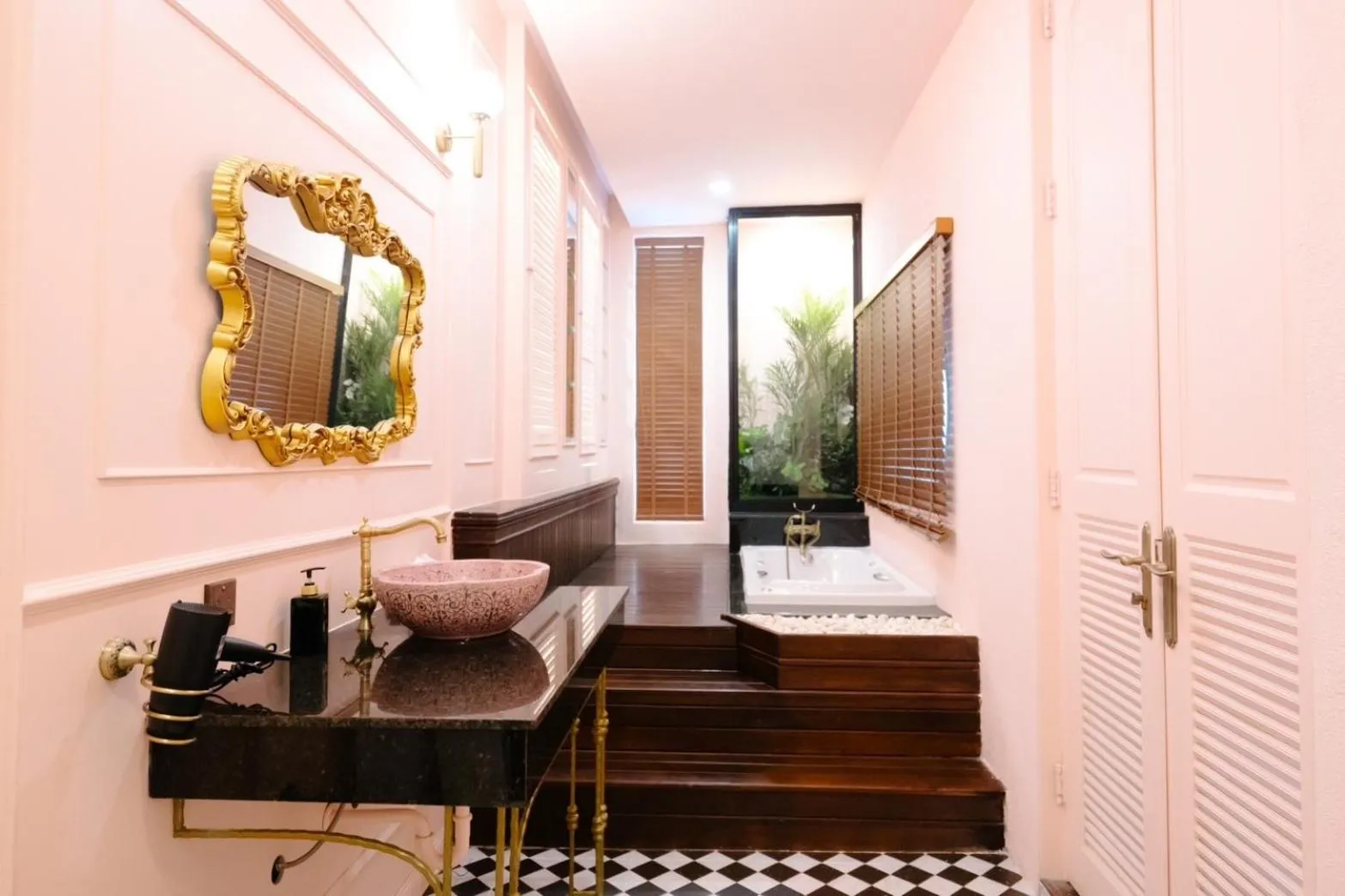 Hot Tub in The Sea-Cret Garden Hua Hin