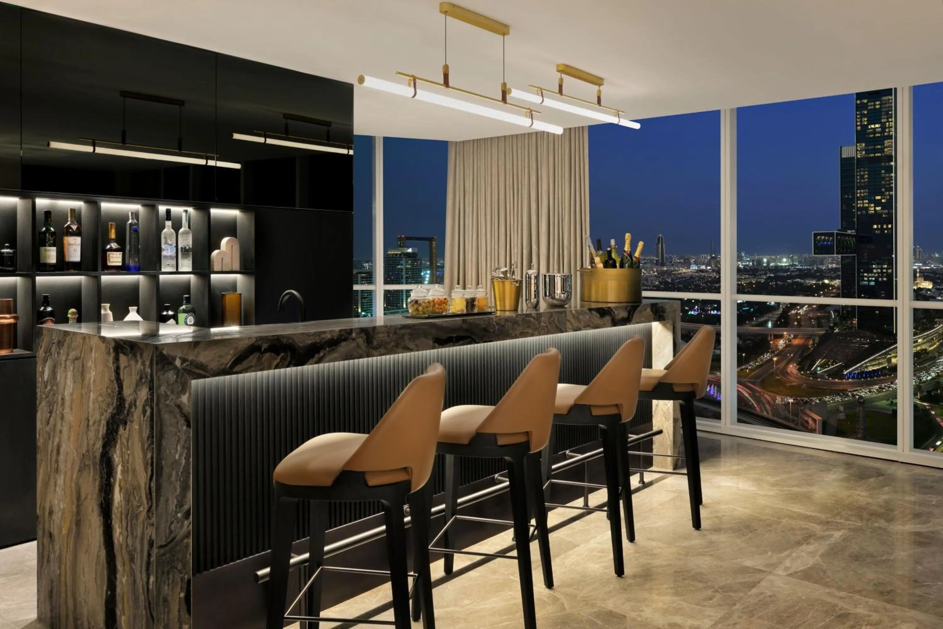 Lounge or bar in Sheraton Grand Hotel, Dubai
