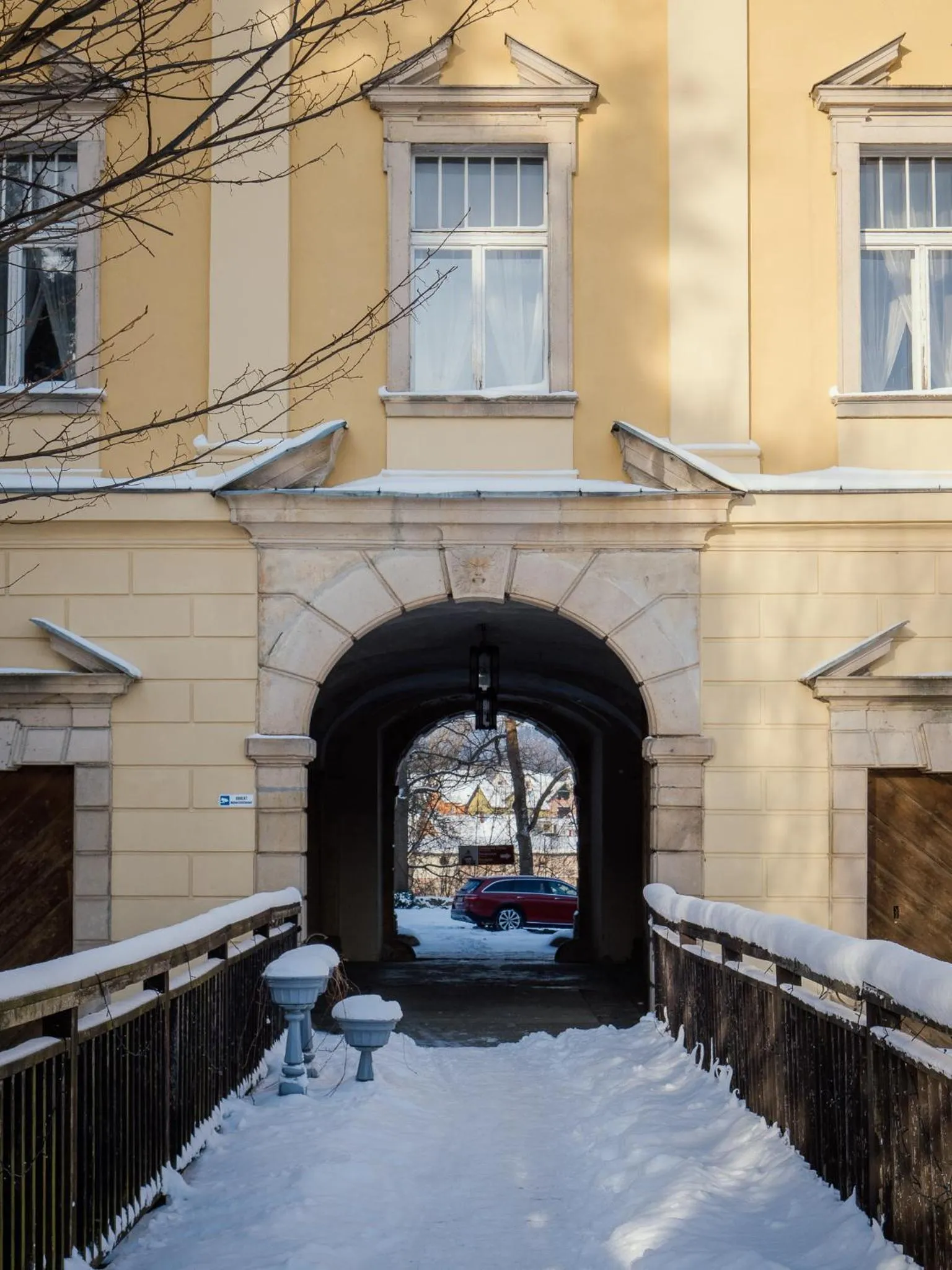 Property building in Zamek Międzylesie
