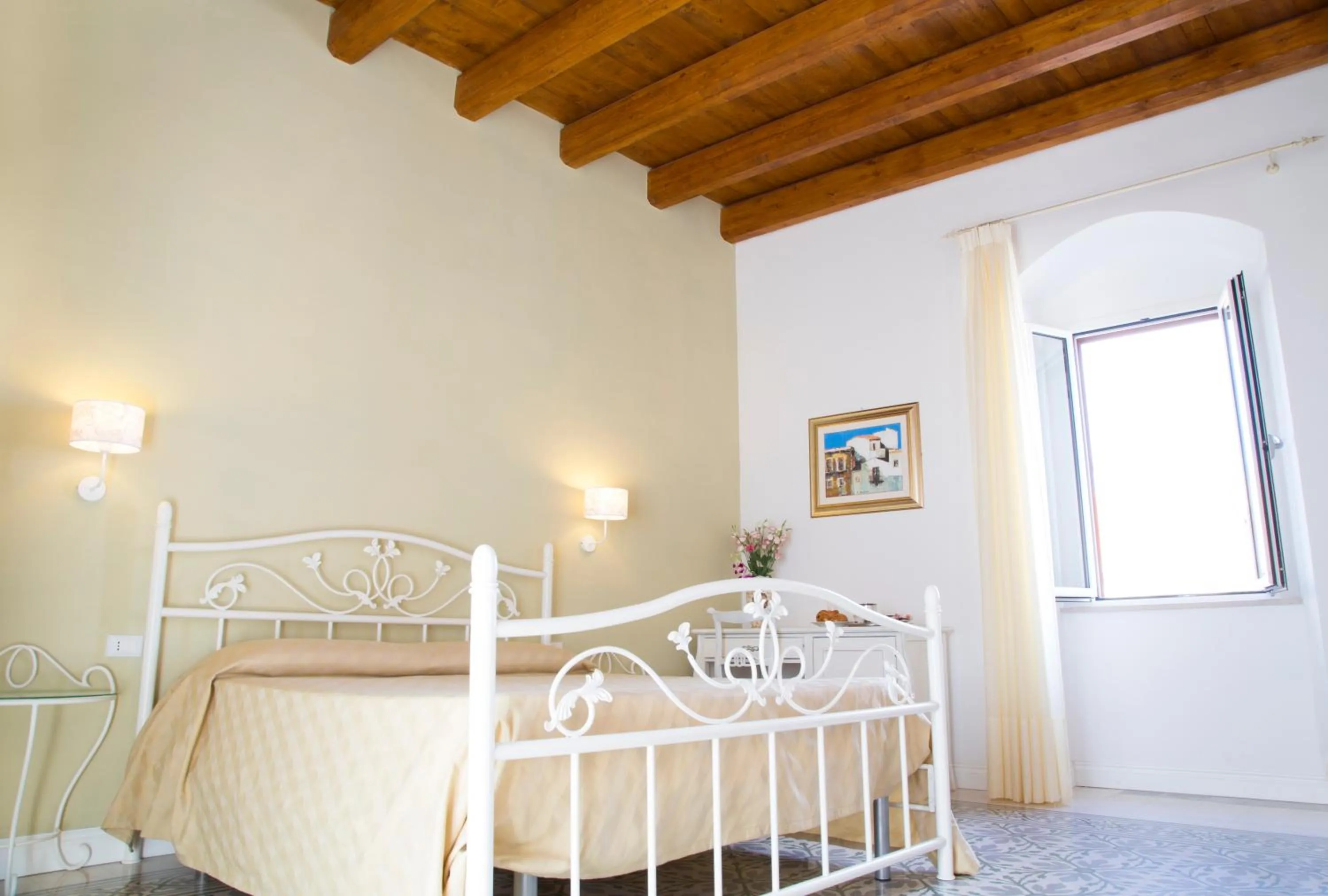 Photo of the whole room, Bed in B&B Monsignore