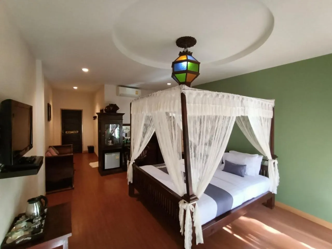 Bedroom, Bed in P.Paradise Hotel