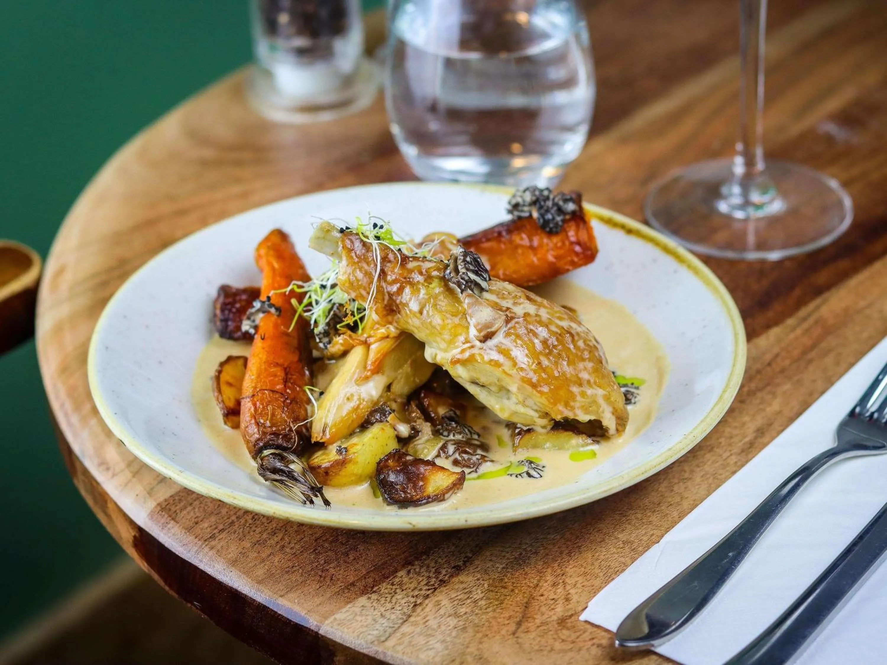 Restaurant/places to eat in Greet Hotel Lyon Confluence